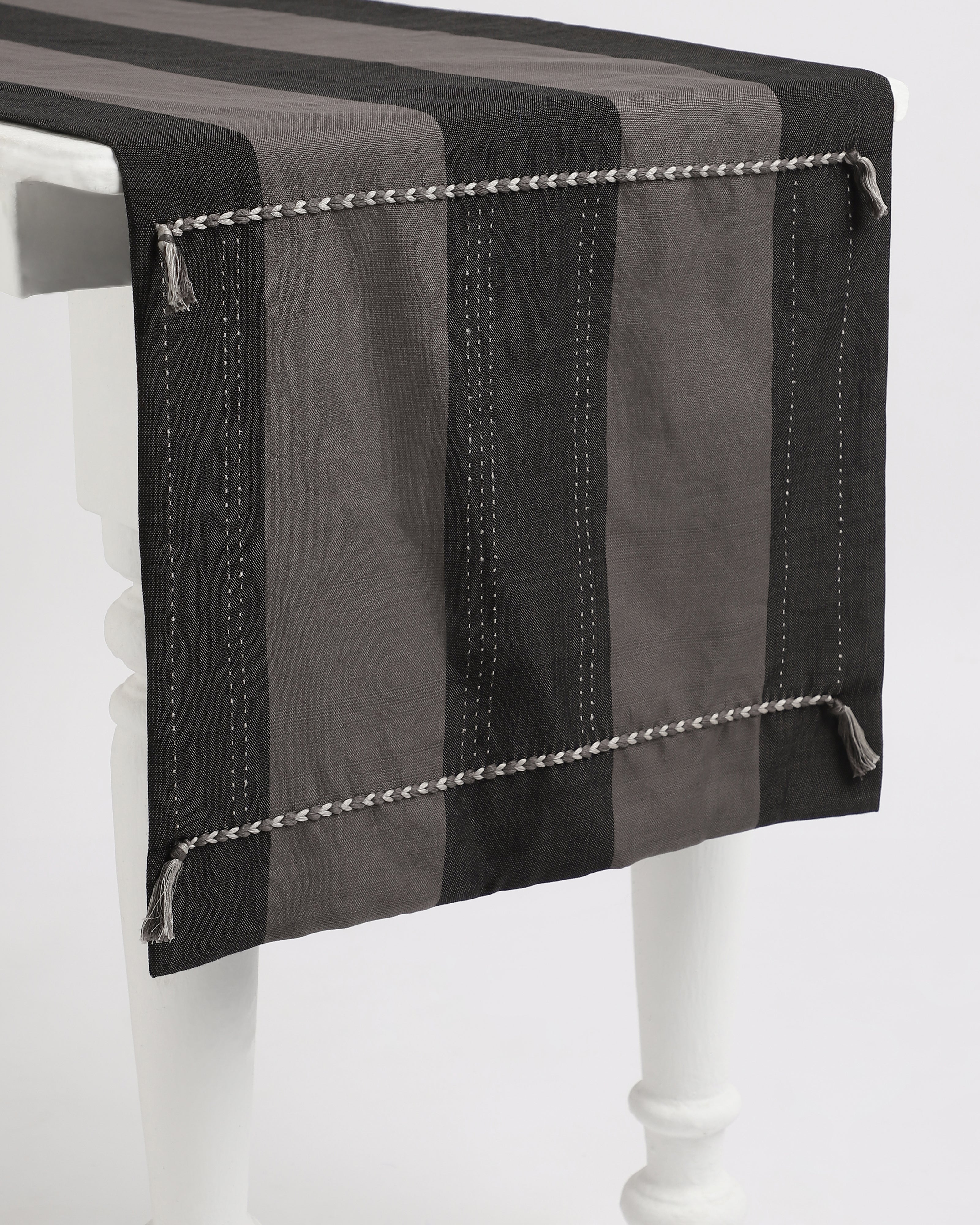 Night Bhujodi Tangalia Cotton Table Runner