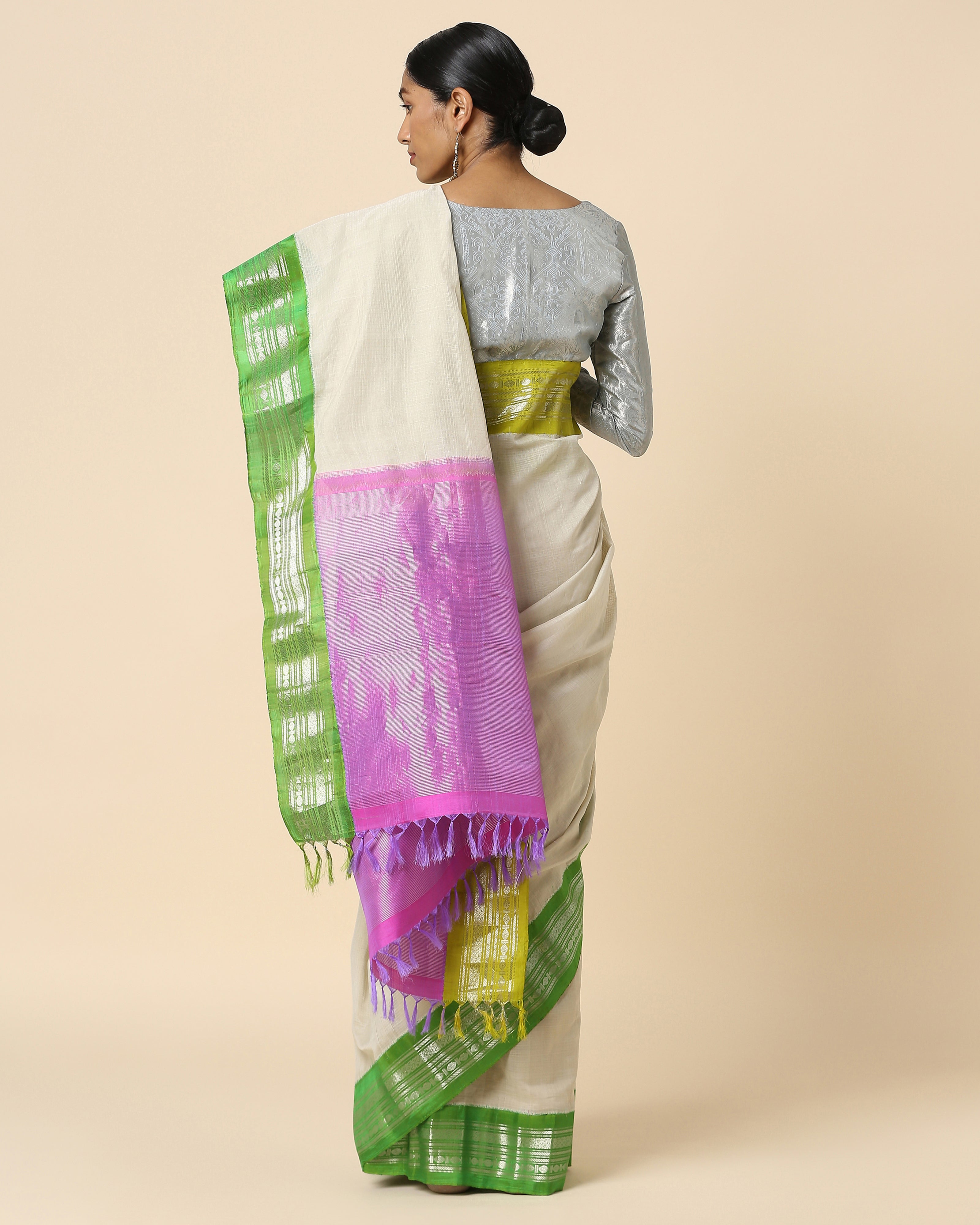 Abanti Gadwal Kuttu Weave Cotton Saree