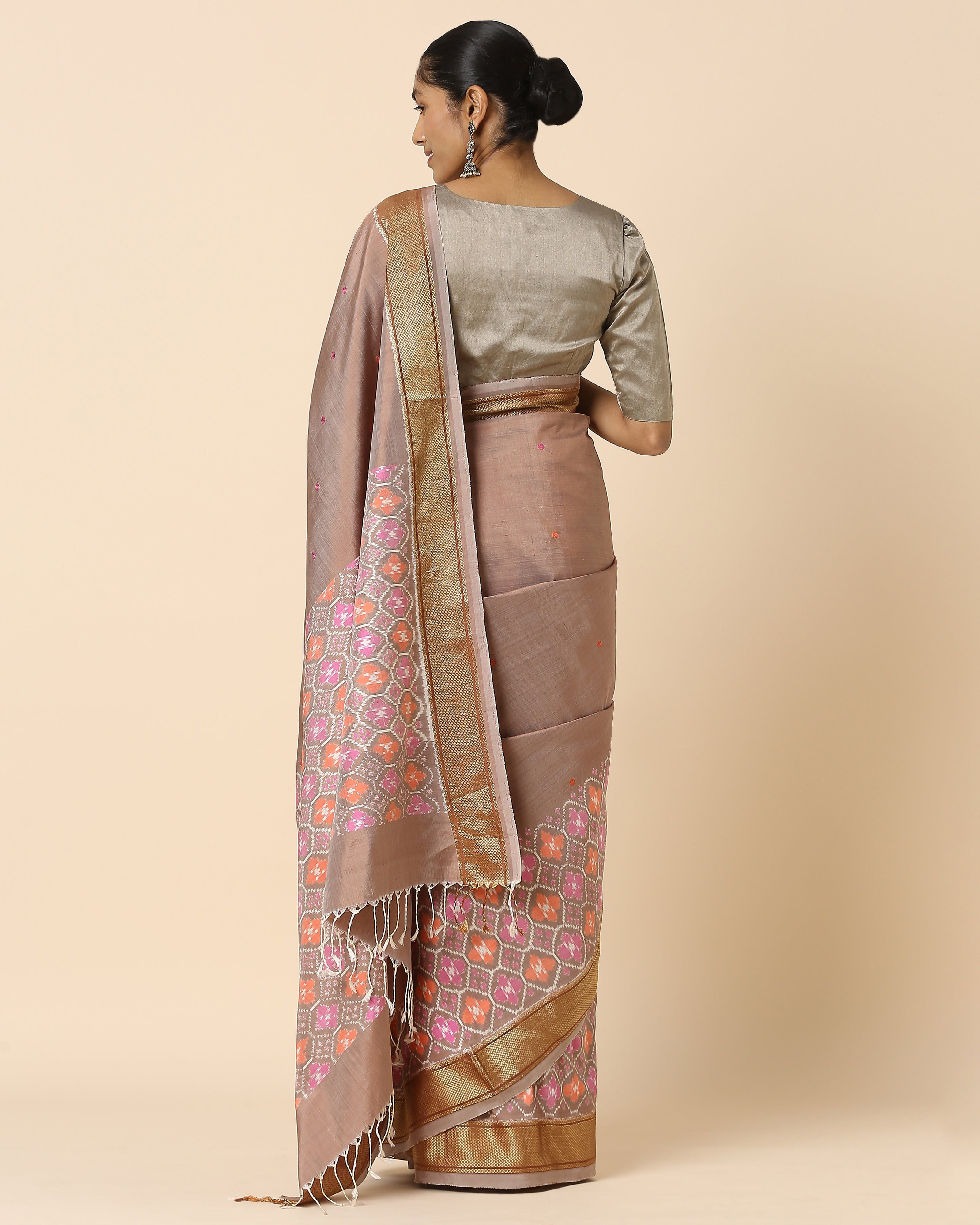 Vari Pochampally Weft Ikat Silk Saree