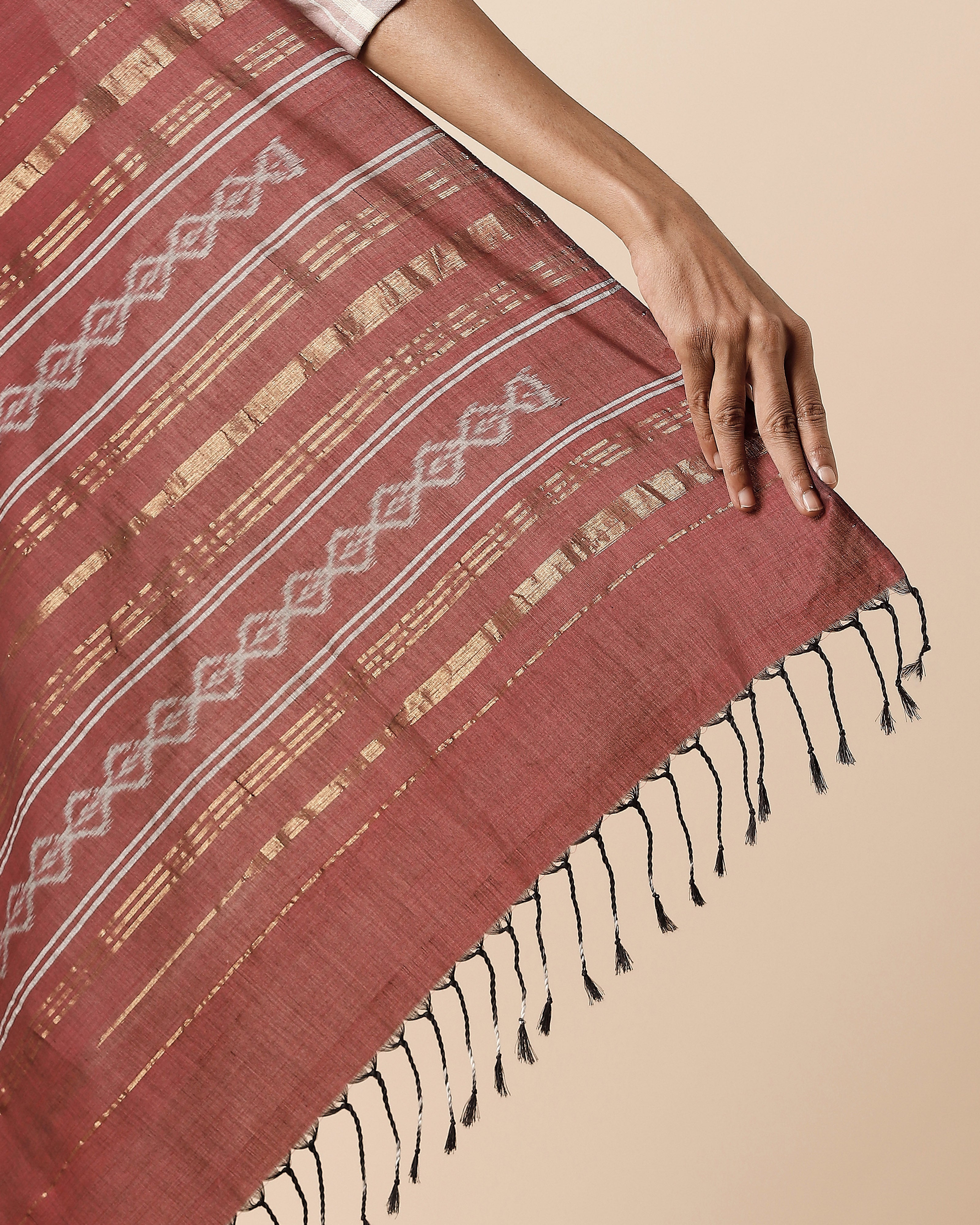 Kashida Pochampally Weft Ikat Cotton Saree