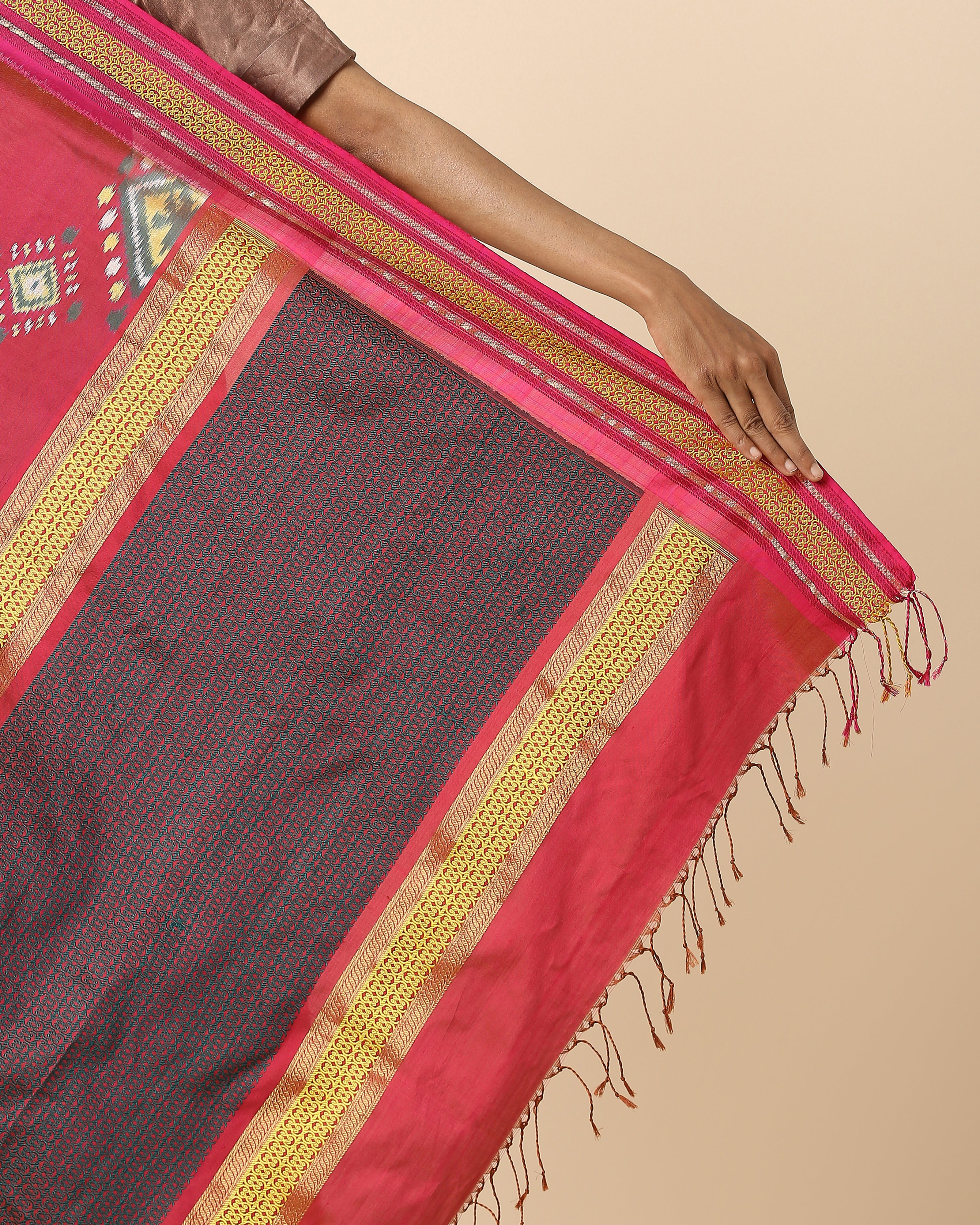 Idaya Pochampally Weft Ikat Silk Saree