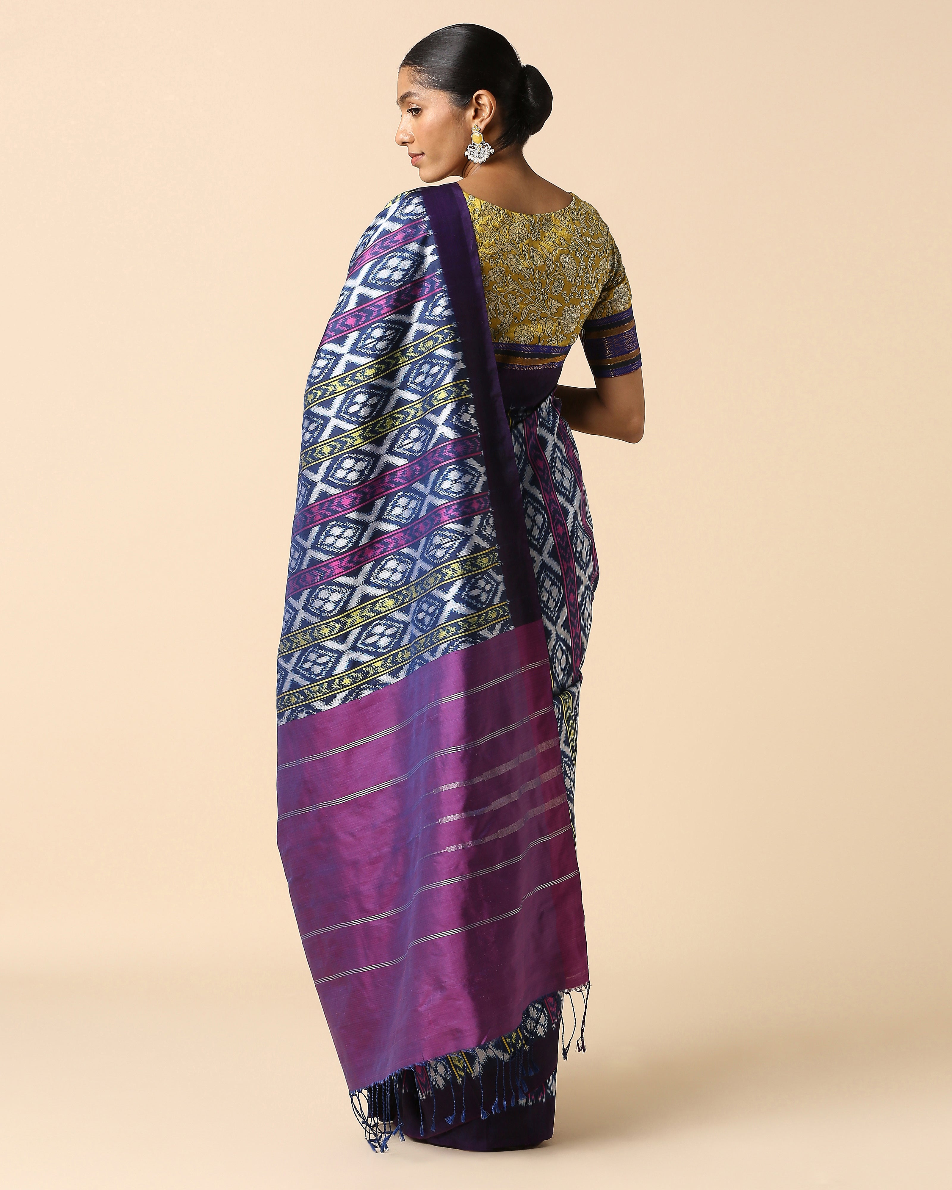 Baruni Pochampally Weft Ikat Silk Saree