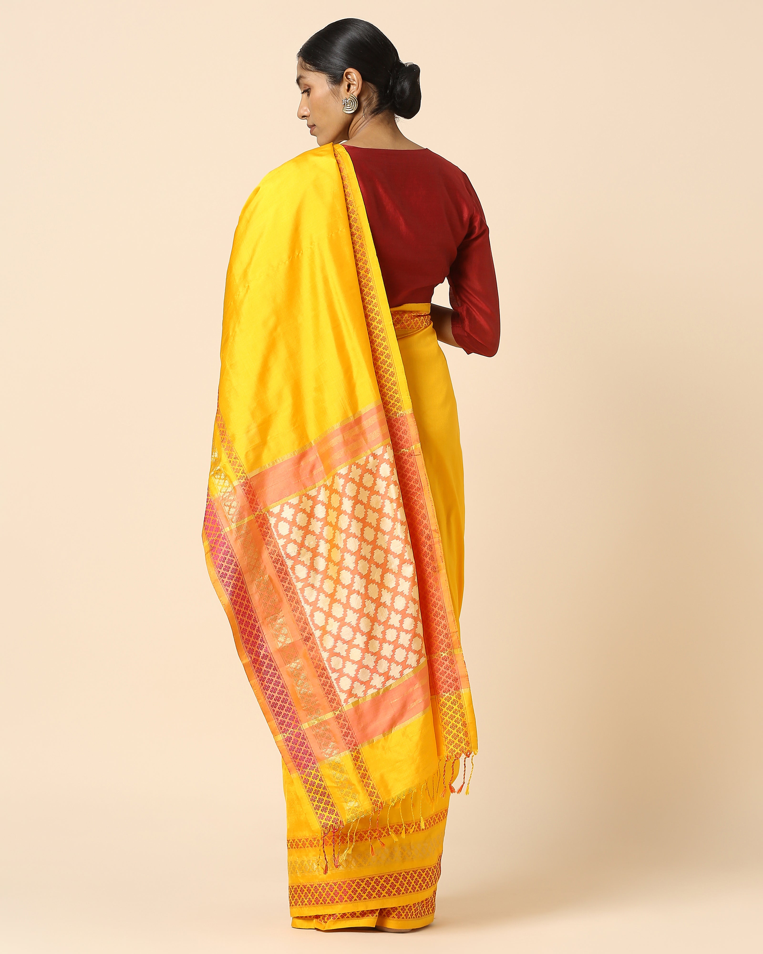 Bashiki Pochampally Weft Ikat Silk Saree