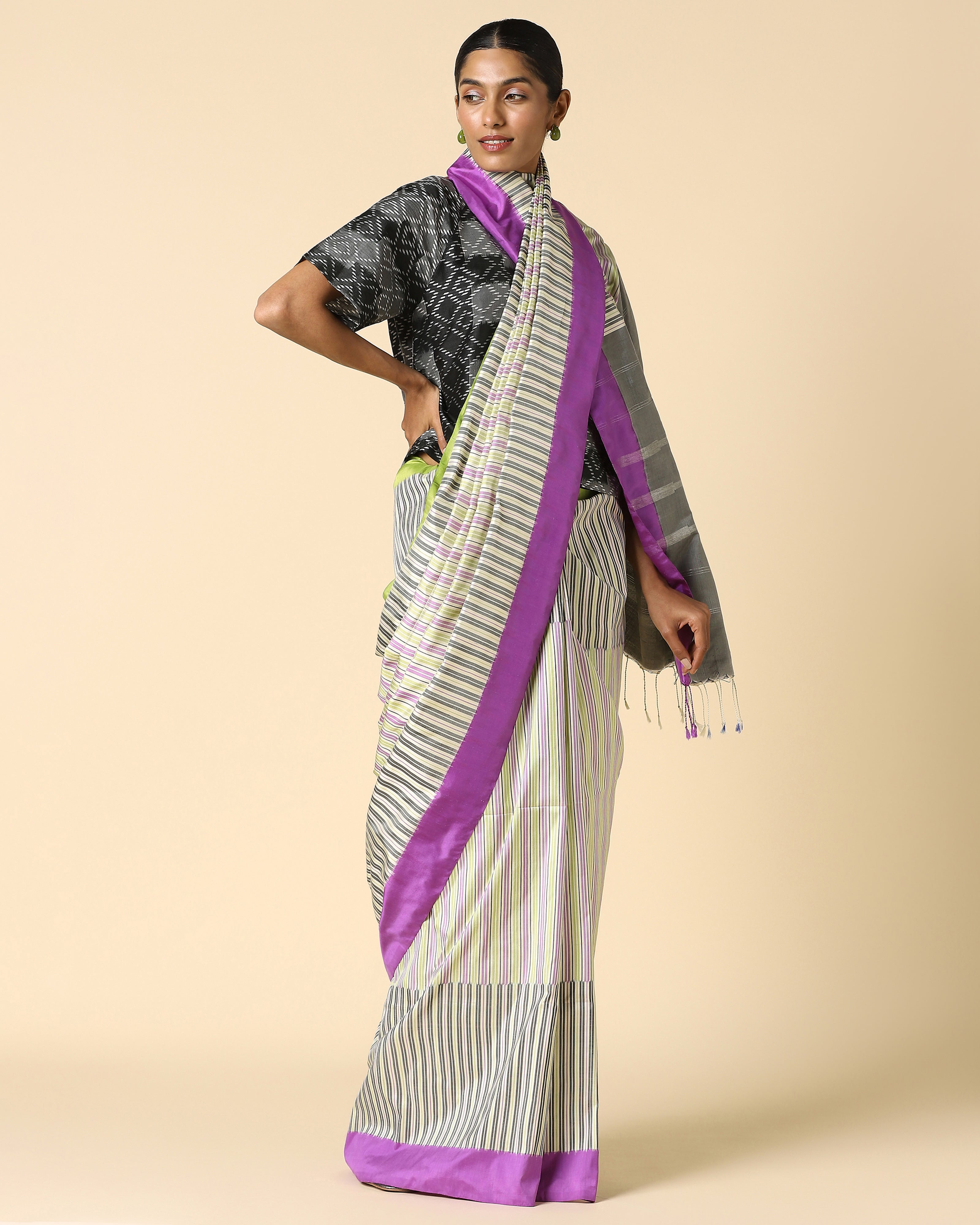 Lalani Pochampally Weft Ikat Silk Saree