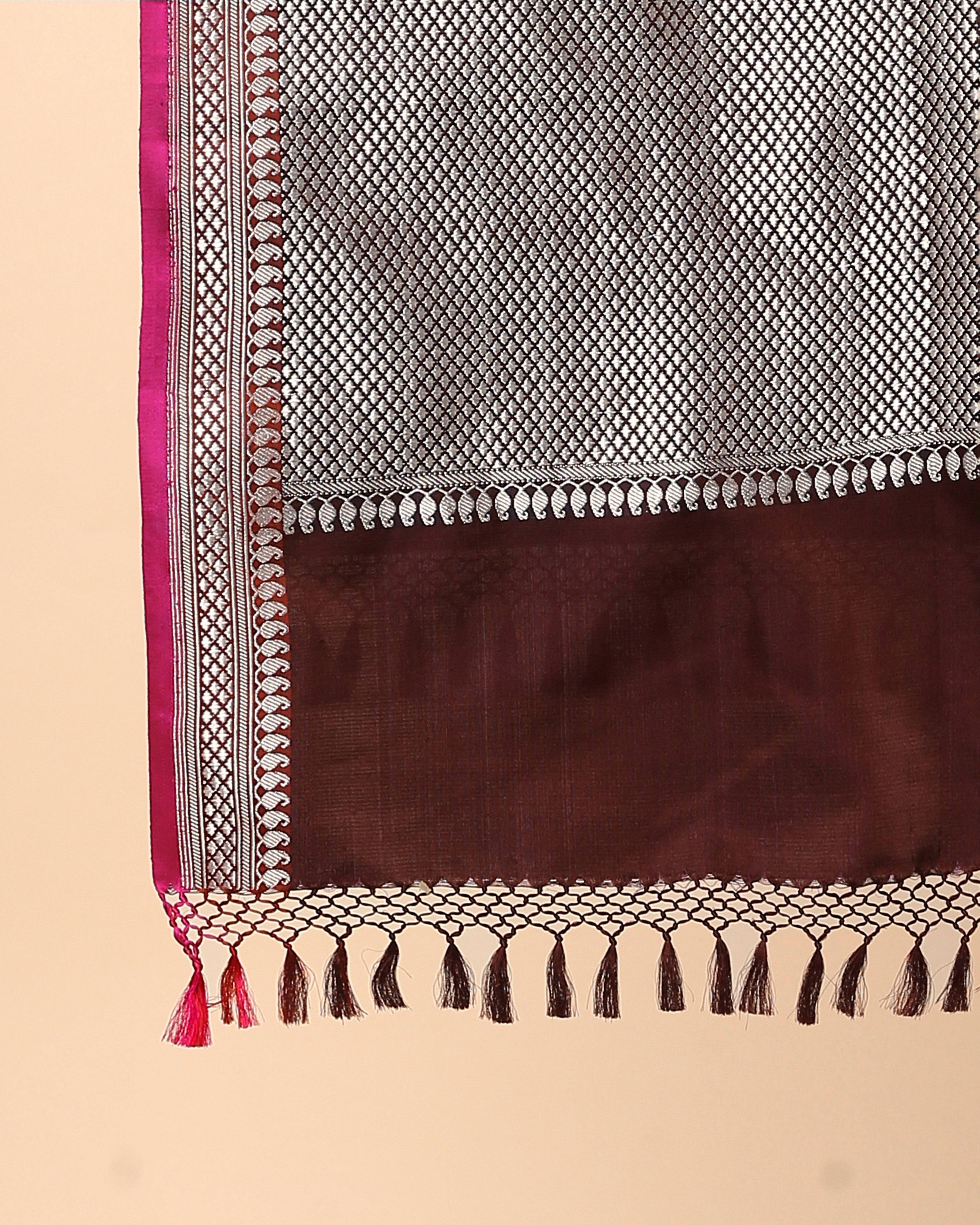 Kanisha Banarasi Tanchoi And Kadwa Silk Dupatta