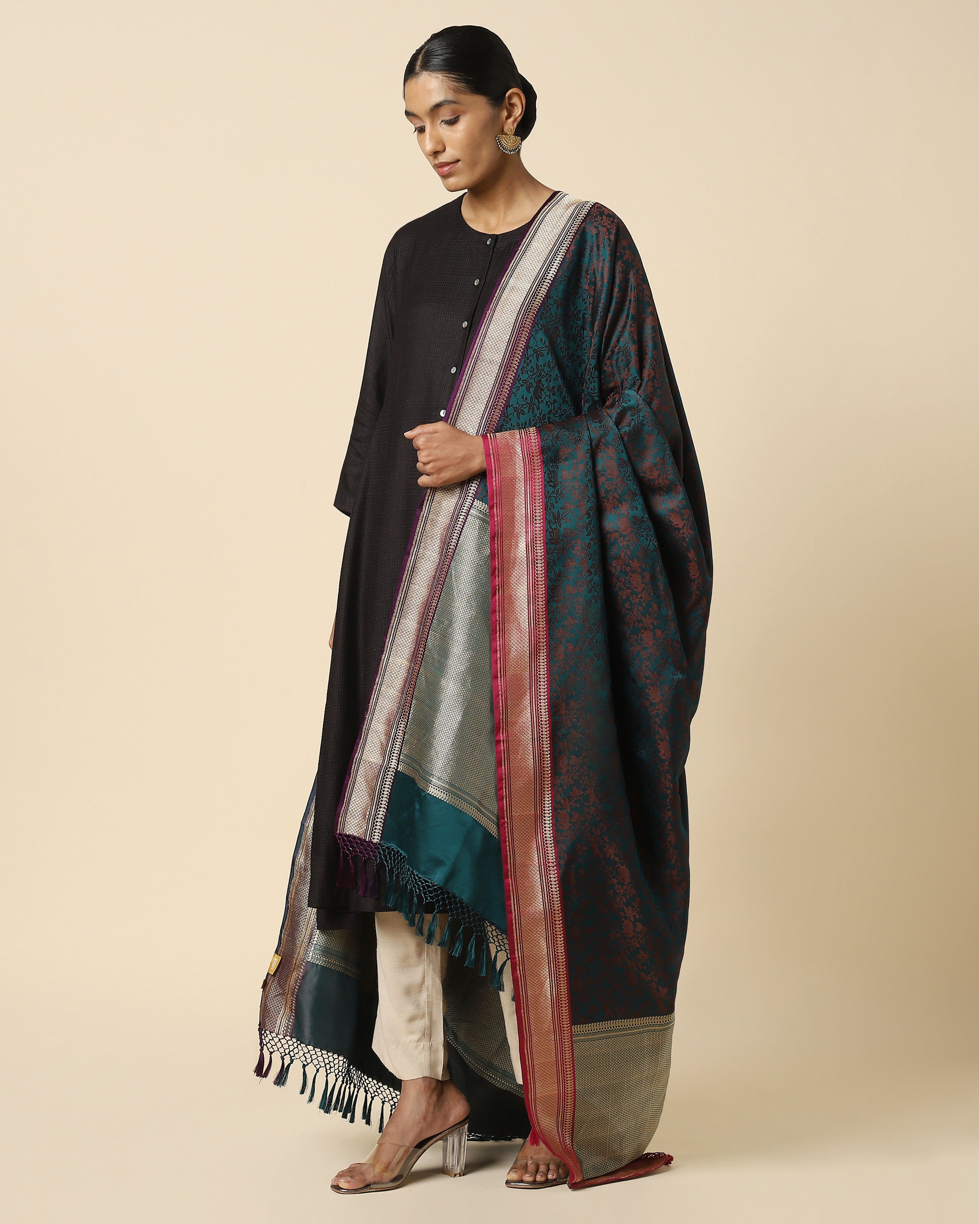 Haaniya Banarasi Tanchoi Silk Dupatta