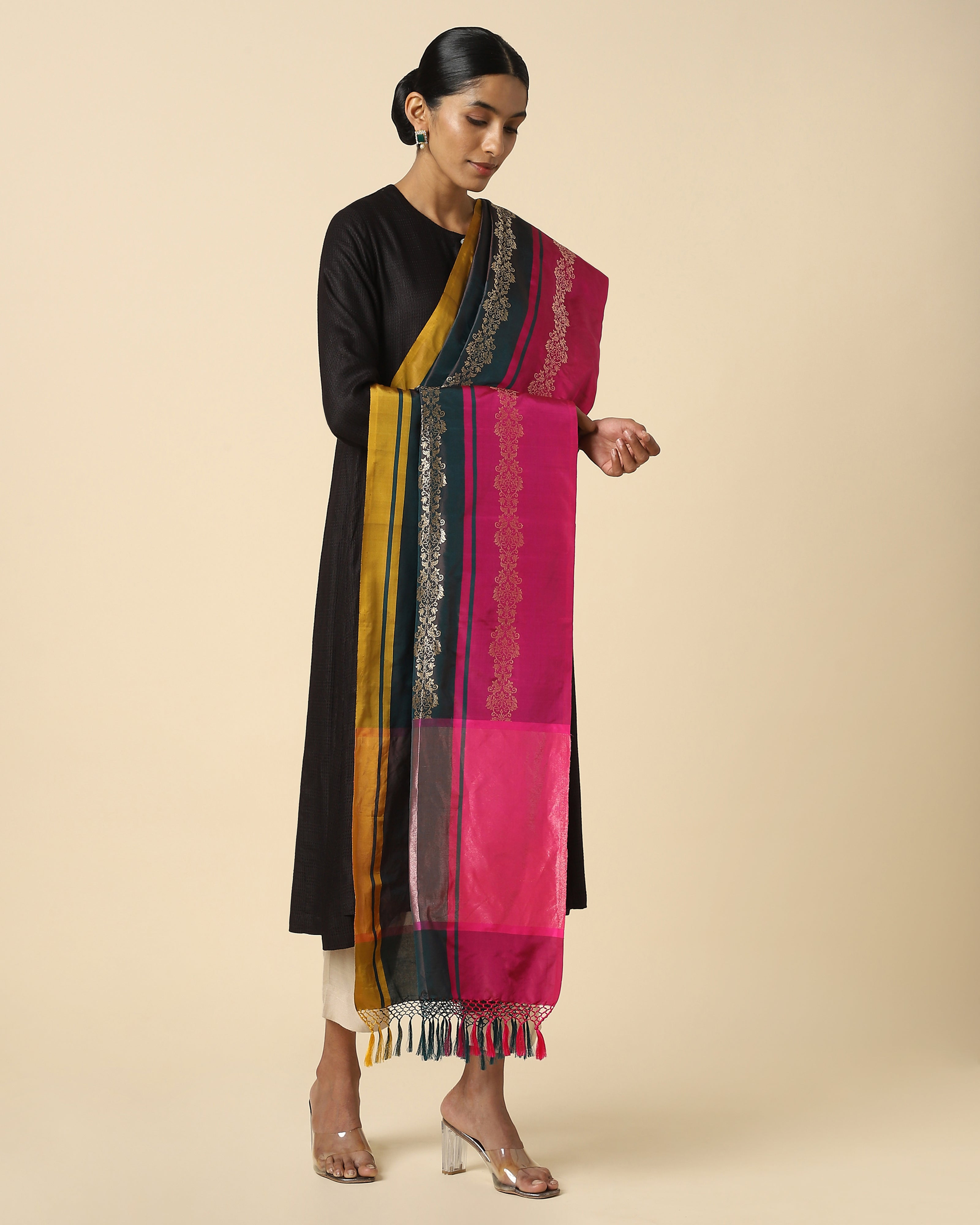 Daris Banarasi Kadwa Silk Dupatta