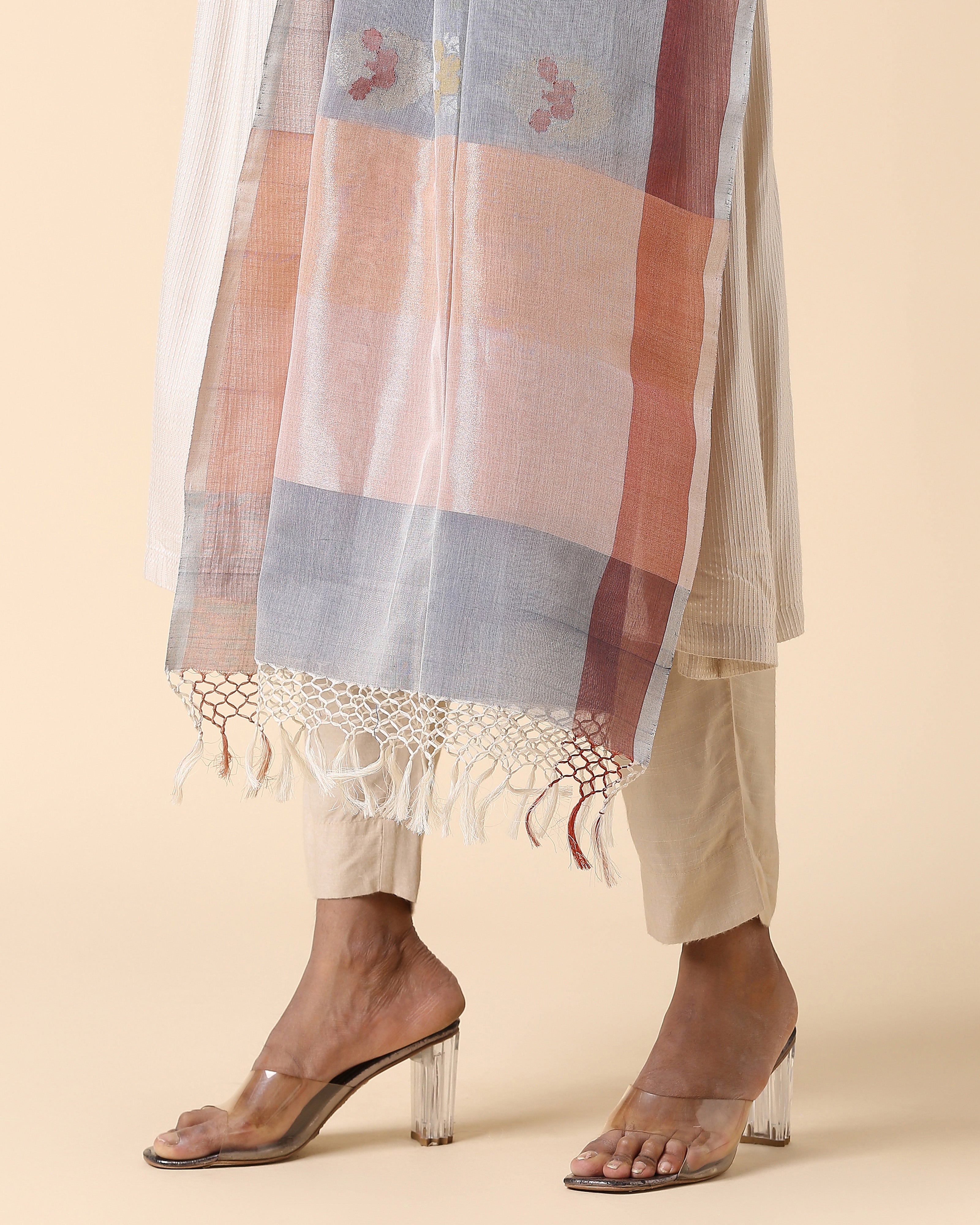 Olga Banarasi Jamdani Cotton Dupatta