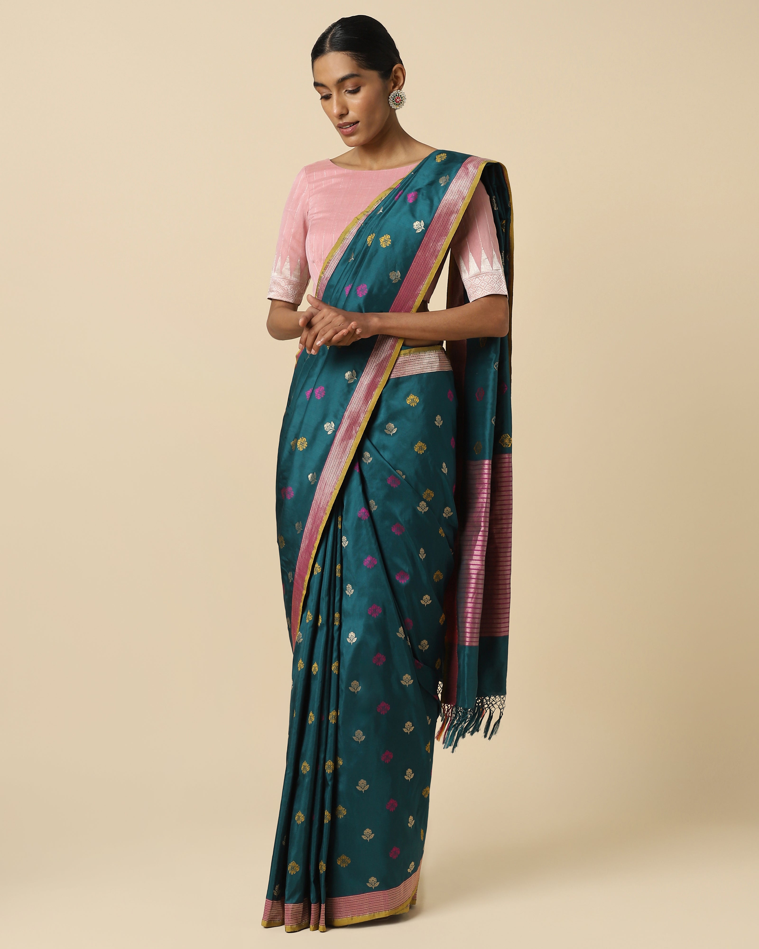 Darpali Banarasi Cutwork Silk Saree