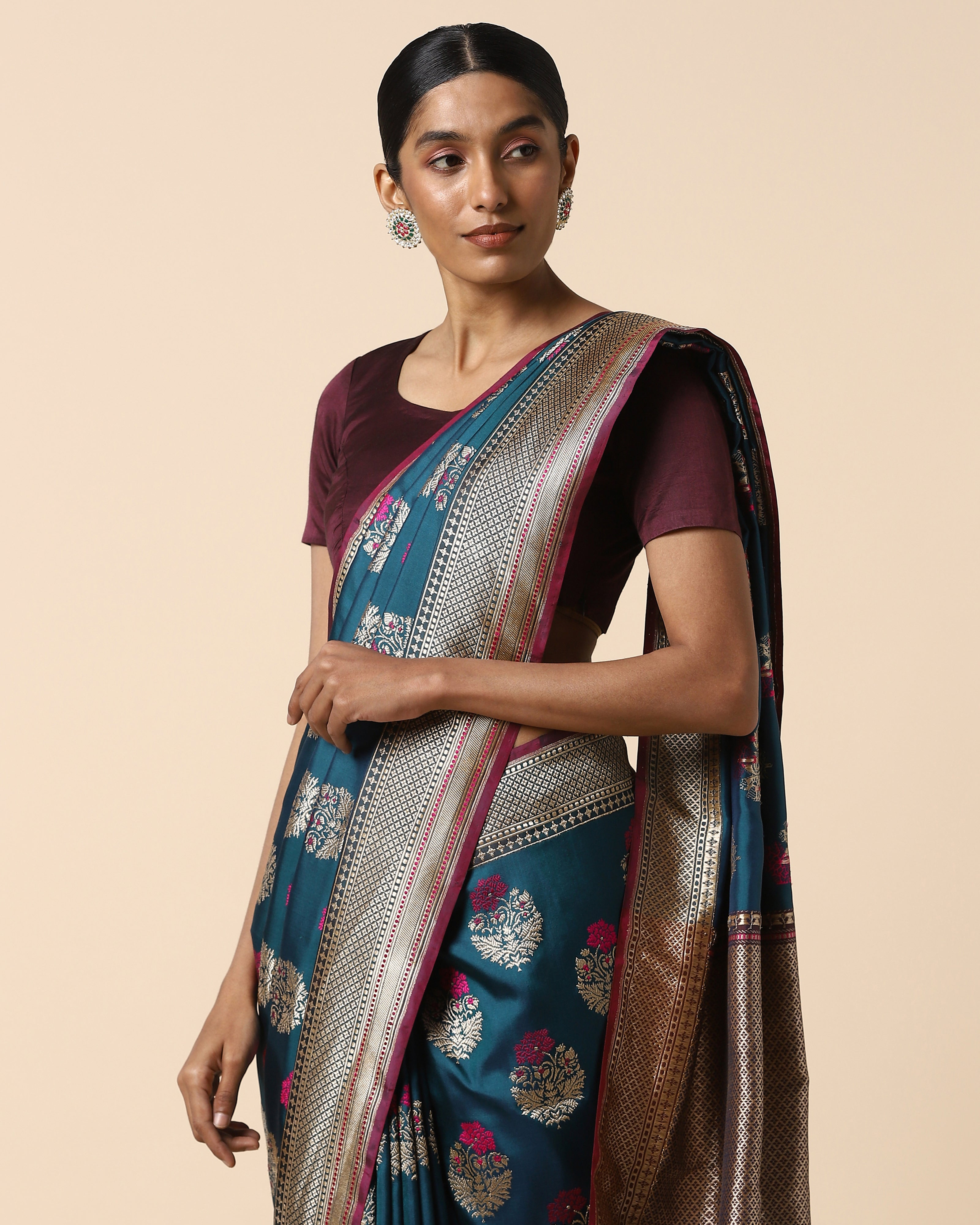 Ninarika Banarasi Ektara Kadwa Silk Saree
