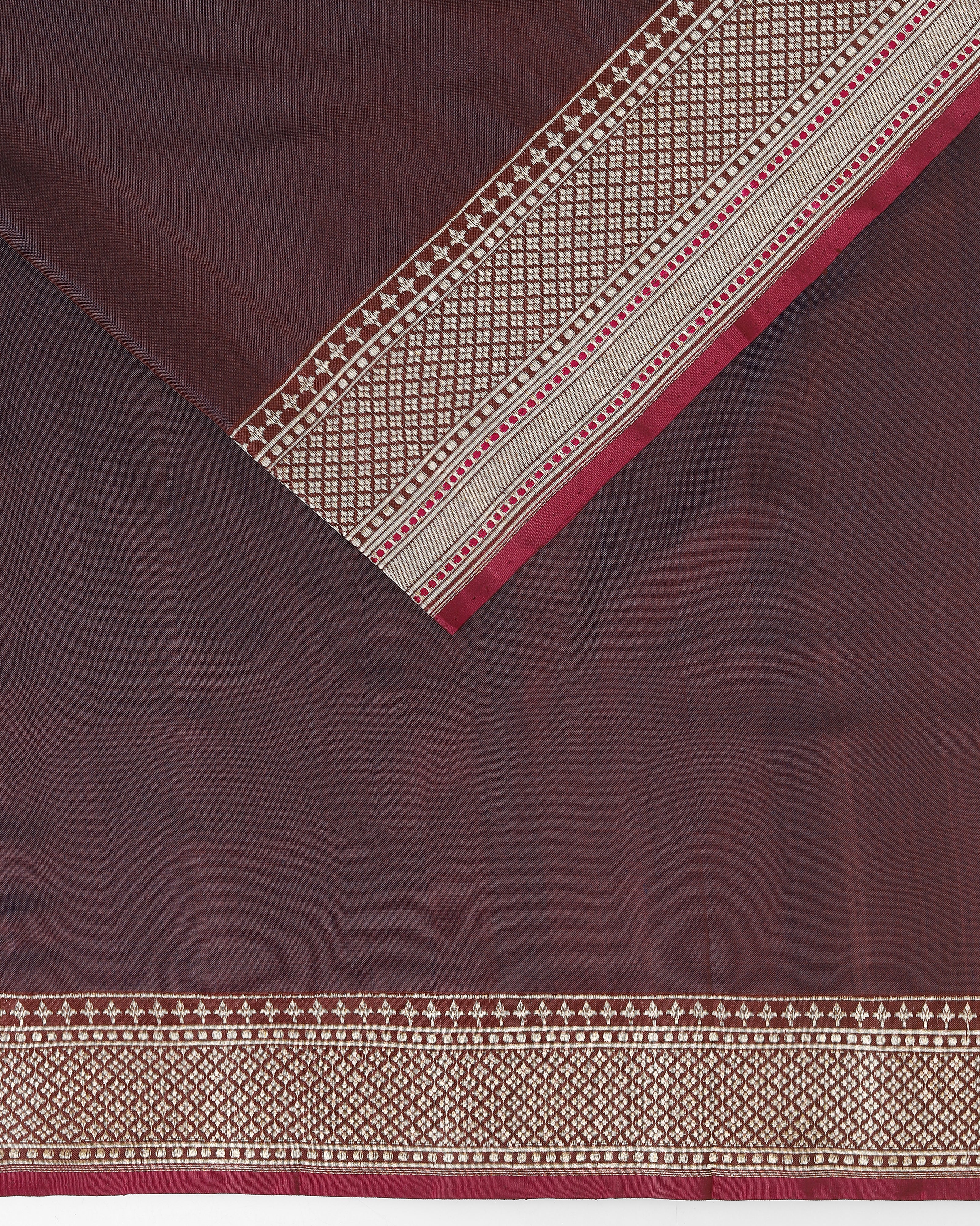 Ninarika Banarasi Ektara Kadwa Silk Saree