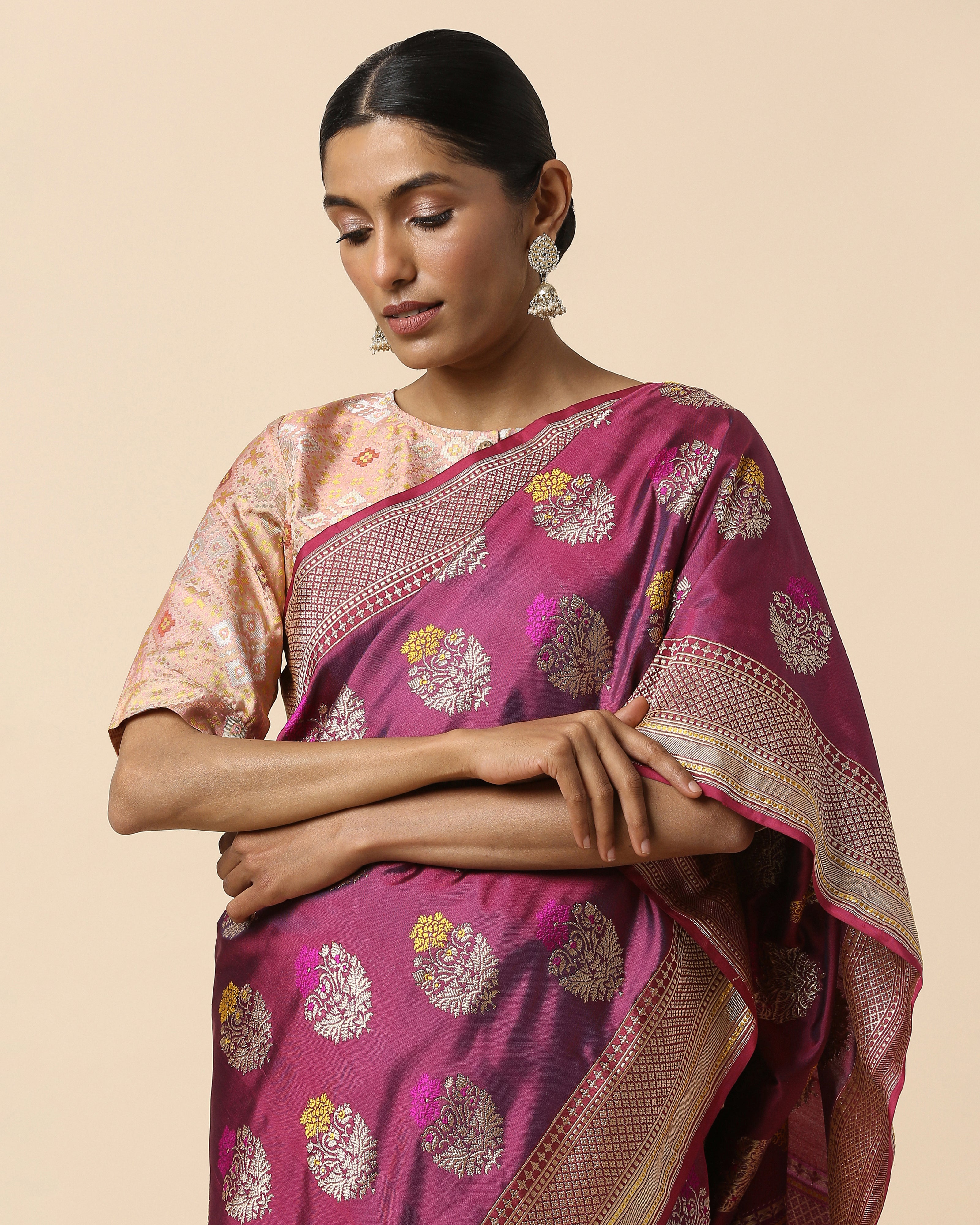 Ninarika Banarasi Ektara Kadwa Silk Saree
