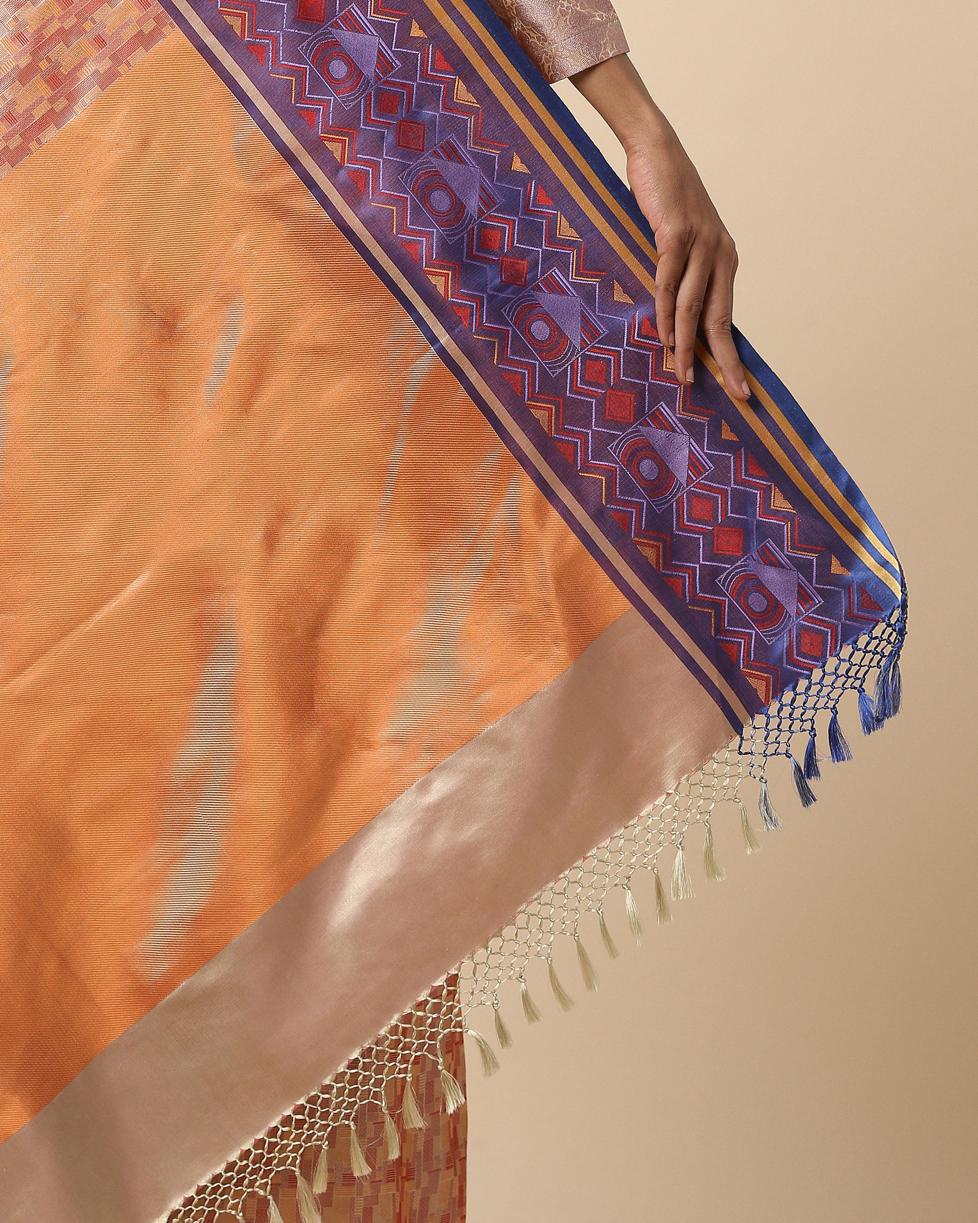 Soza Banarasi Tanchoi Silk Saree