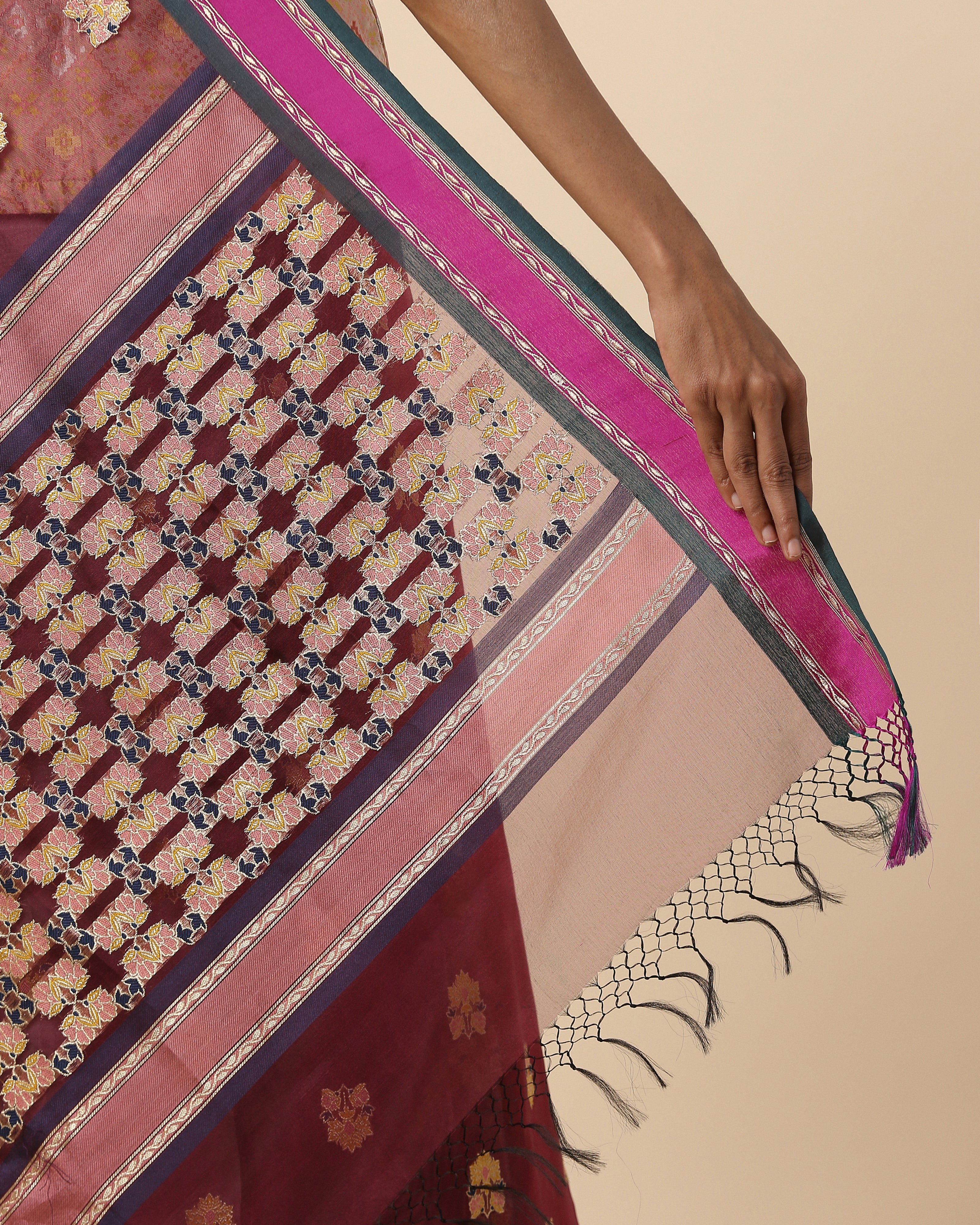 Prarthi Banarasi Kadwa Silk Saree