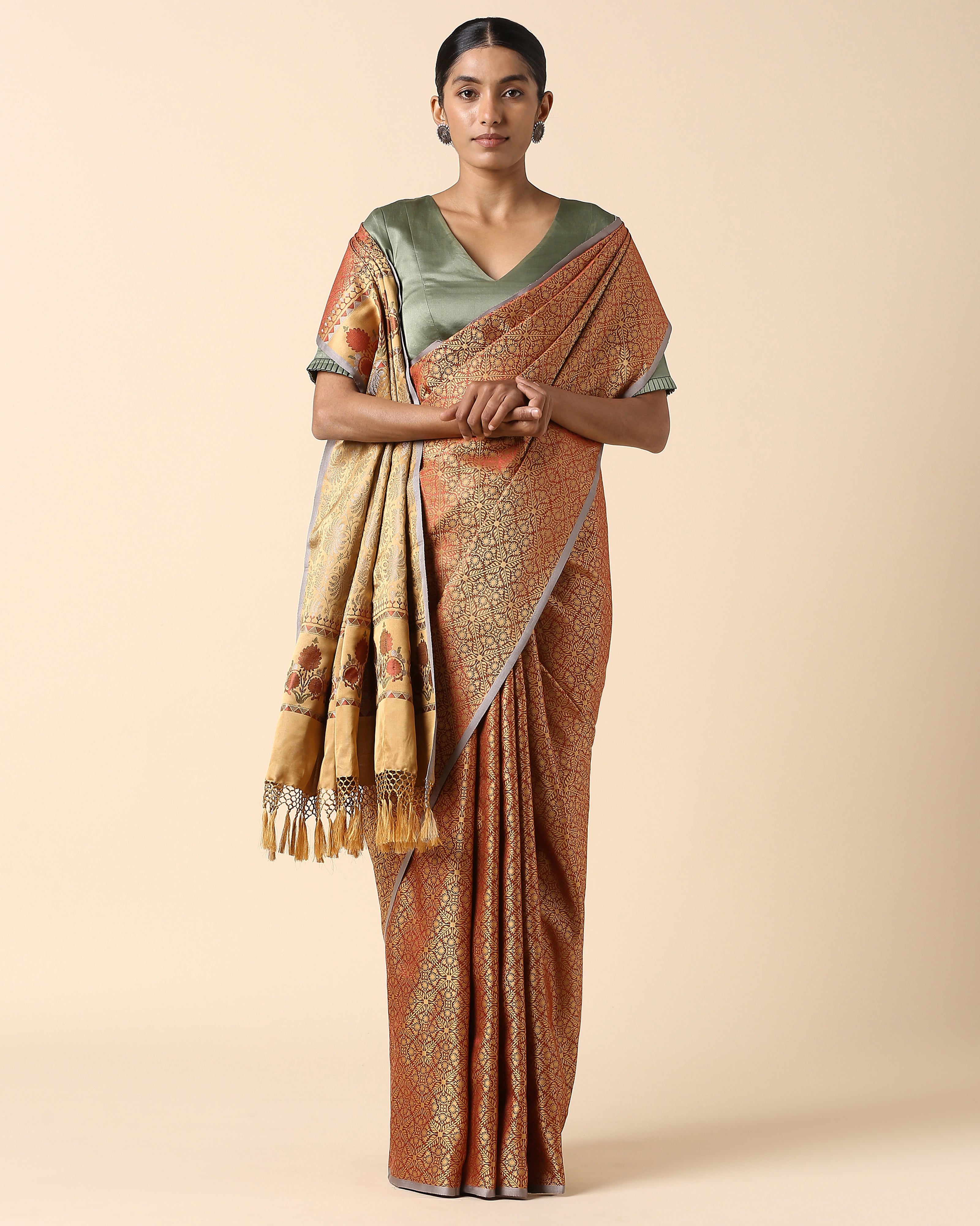 Rijul Banarasi Tanchoi Silk Saree
