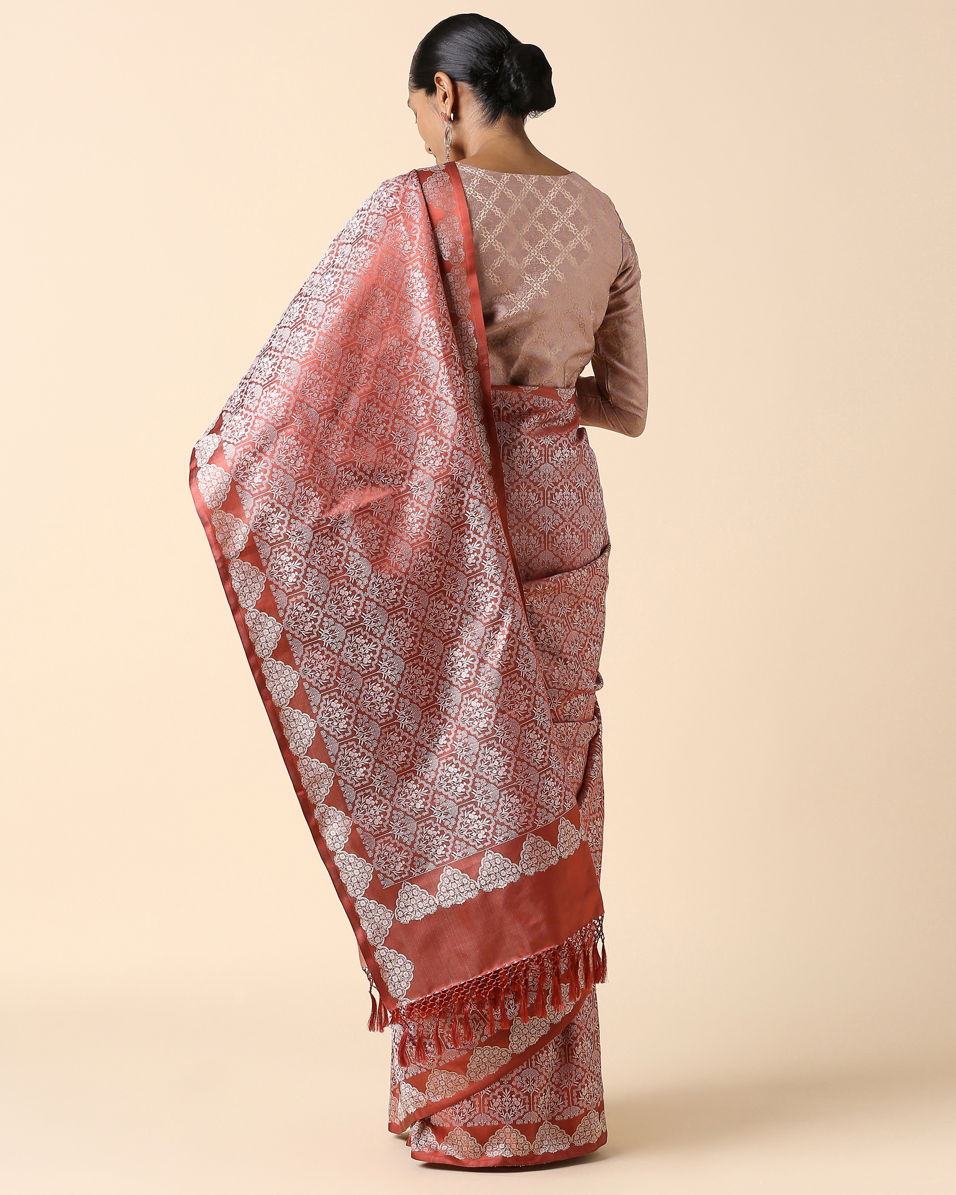 Parisa Banarasi Tanchoi Silk Saree
