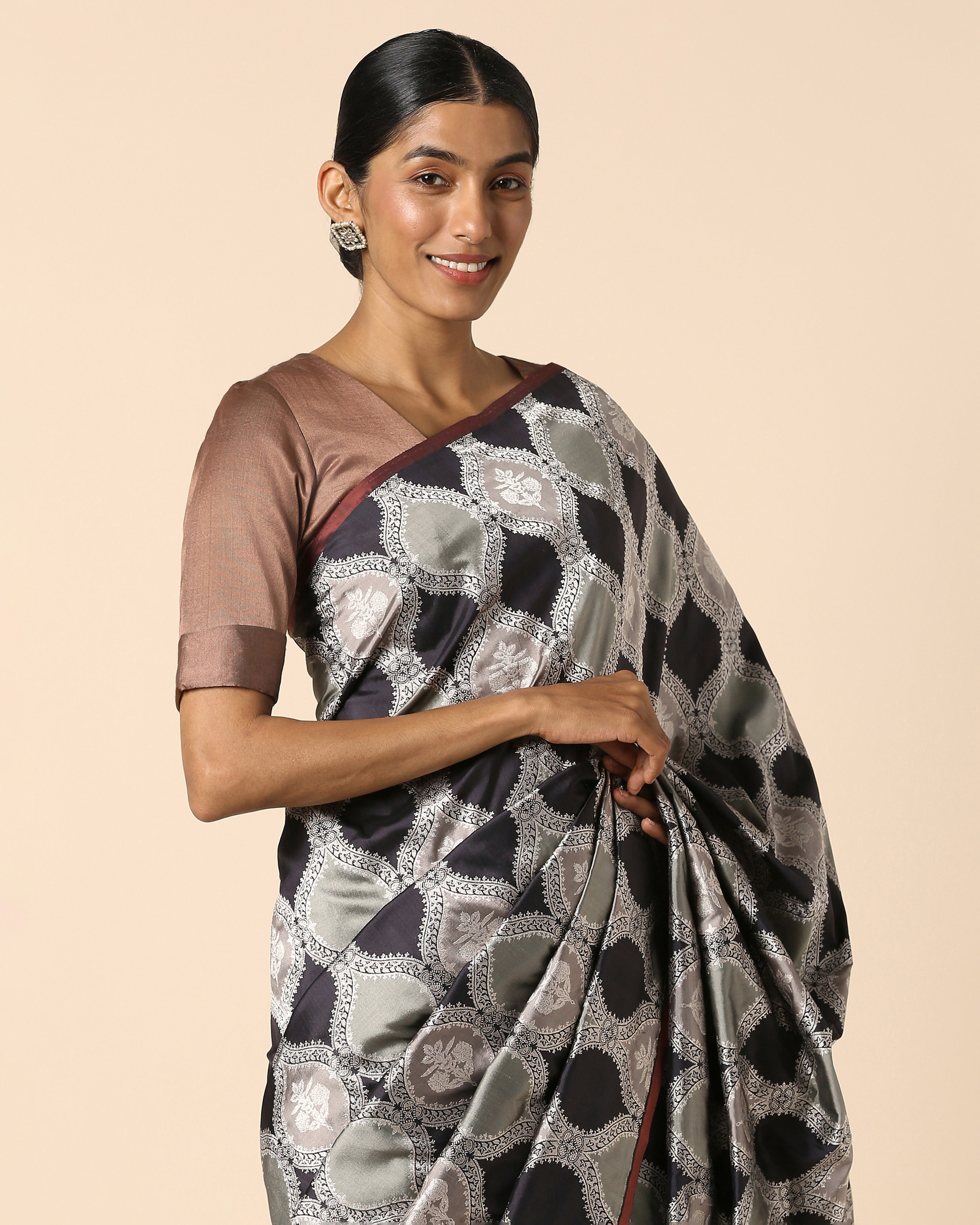 Zola Banarasi Rangkaat Silk Saree