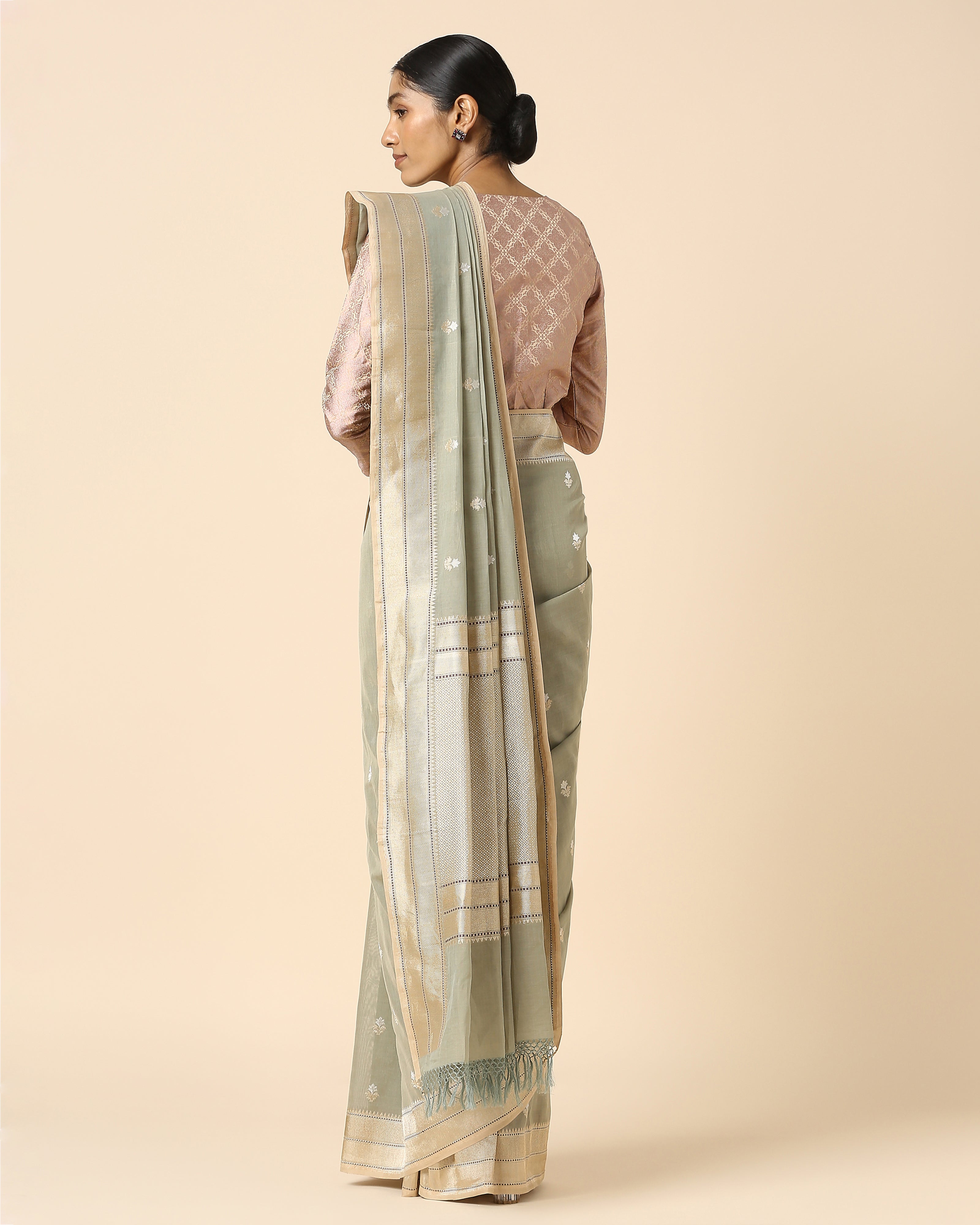 Parnika Banarasi Kadwa Cotton Saree