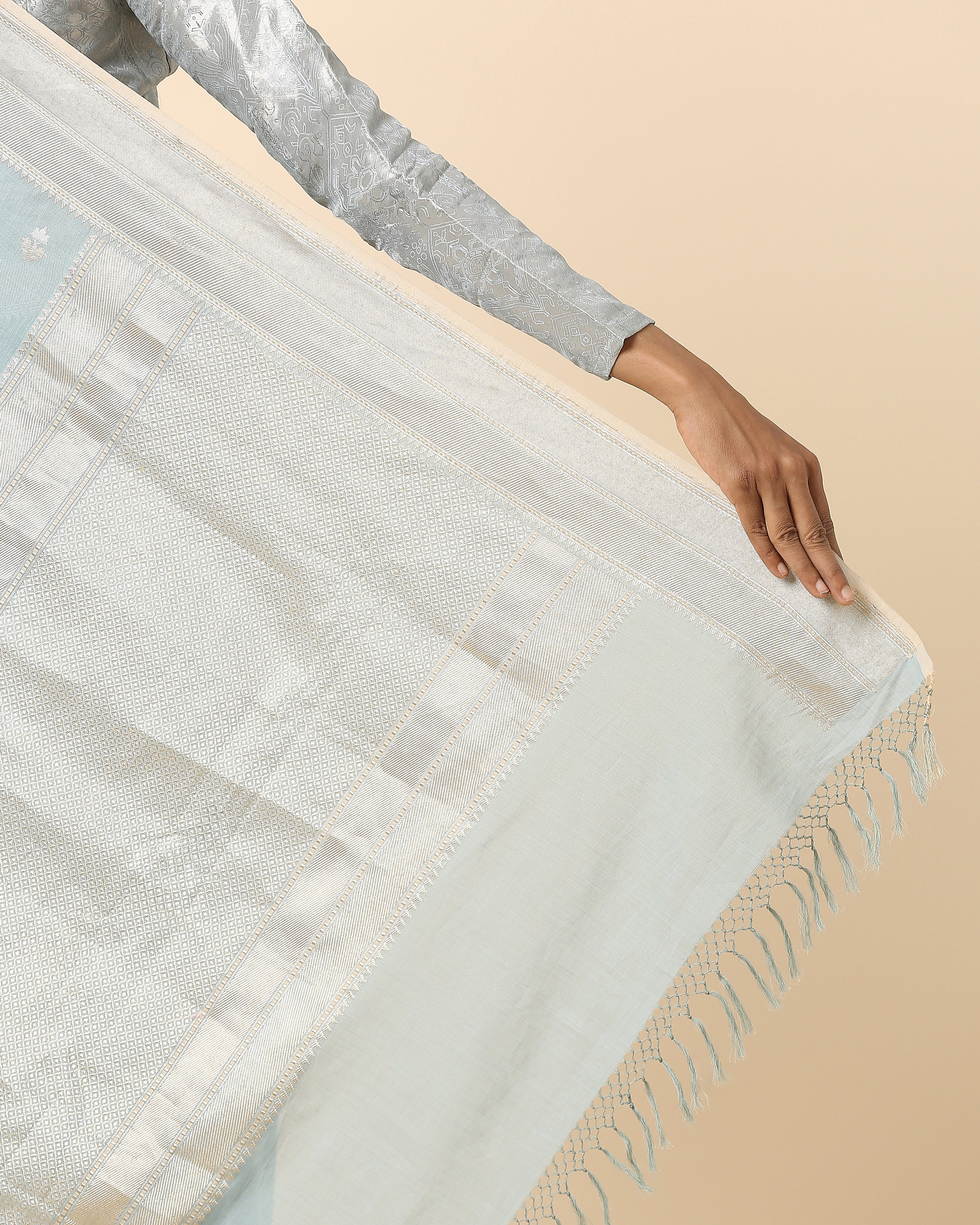 Parnika Banarasi Kadwa Cotton Saree