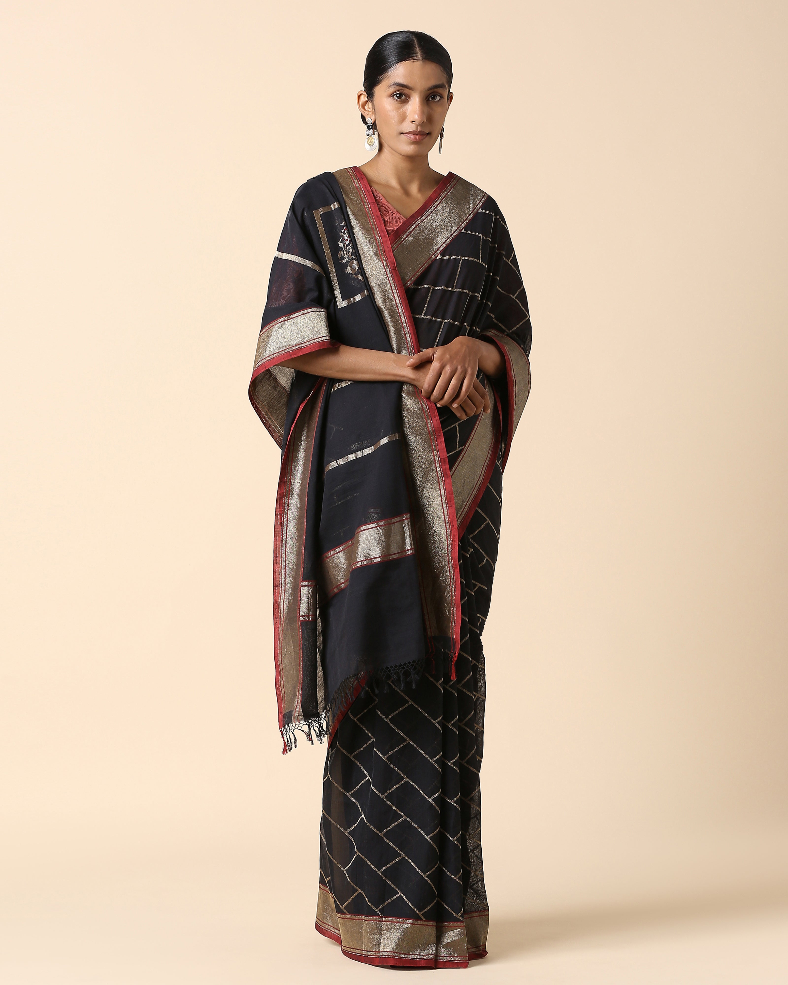 Nuvia Banarasi Jamdani Cotton Saree