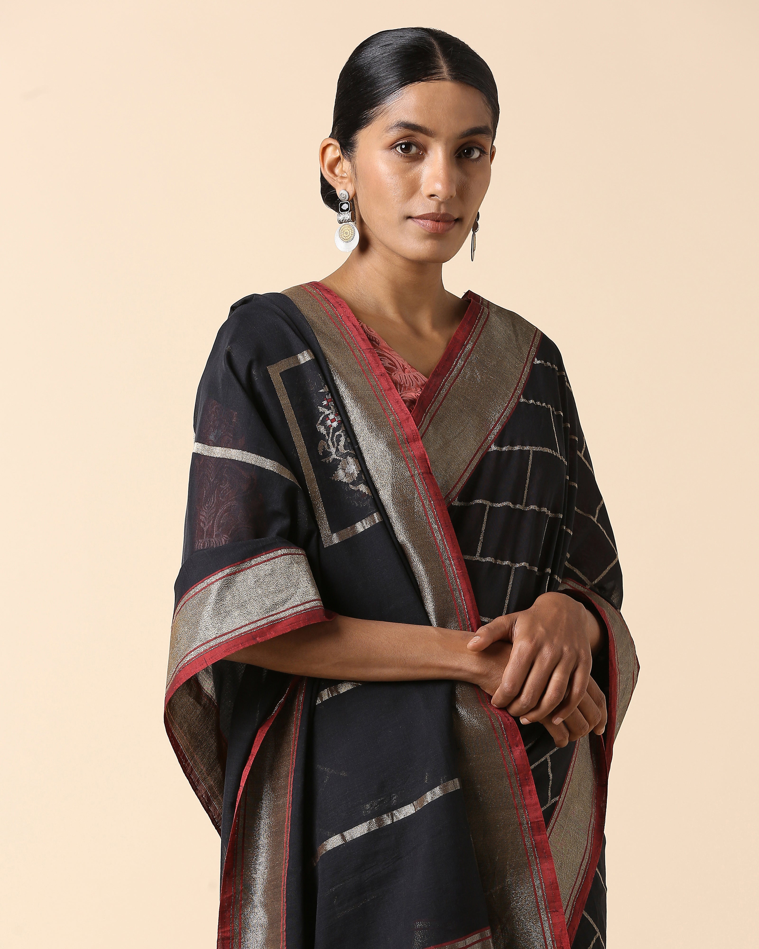 Nuvia Banarasi Jamdani Cotton Saree