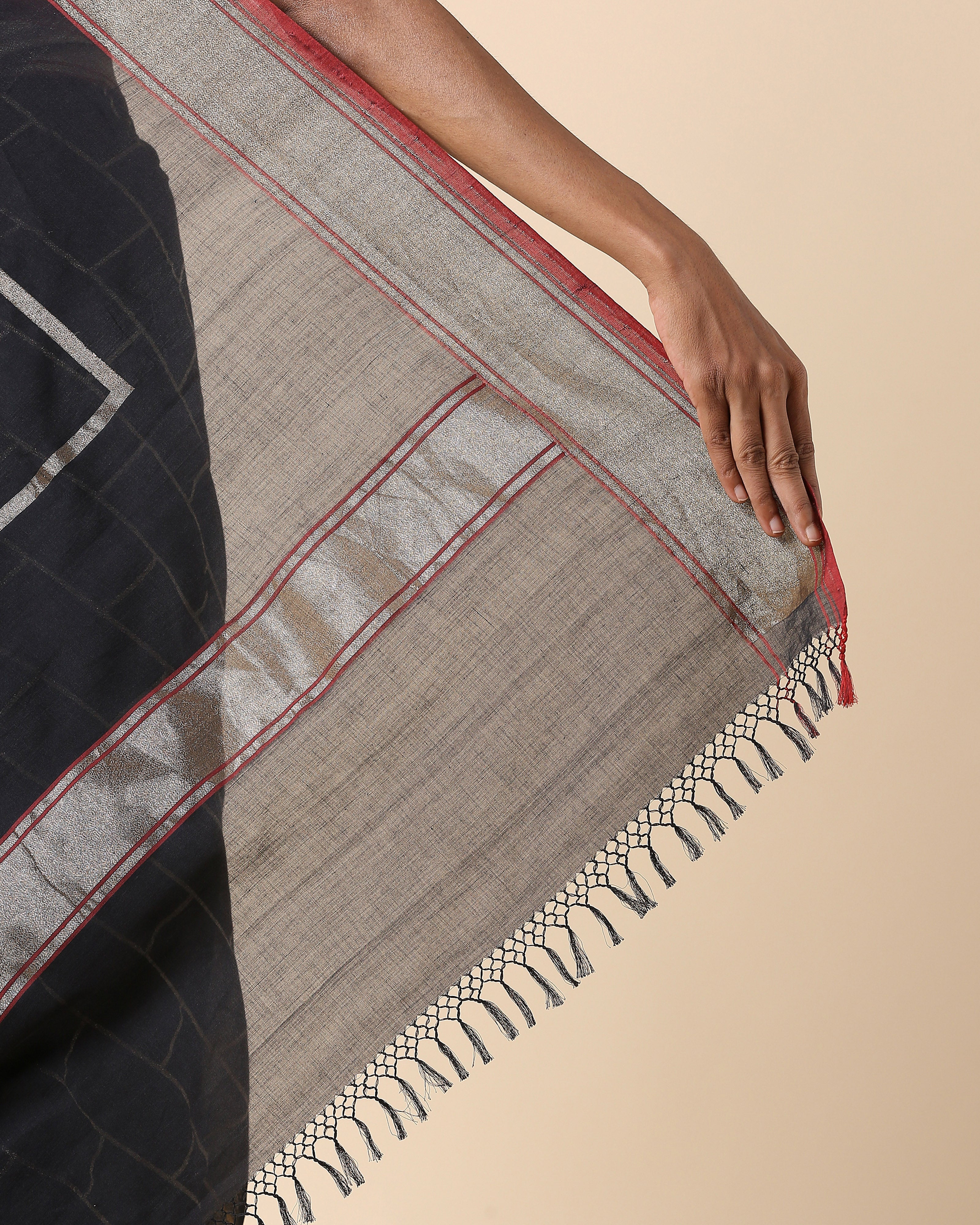 Nuvia Banarasi Jamdani Cotton Saree