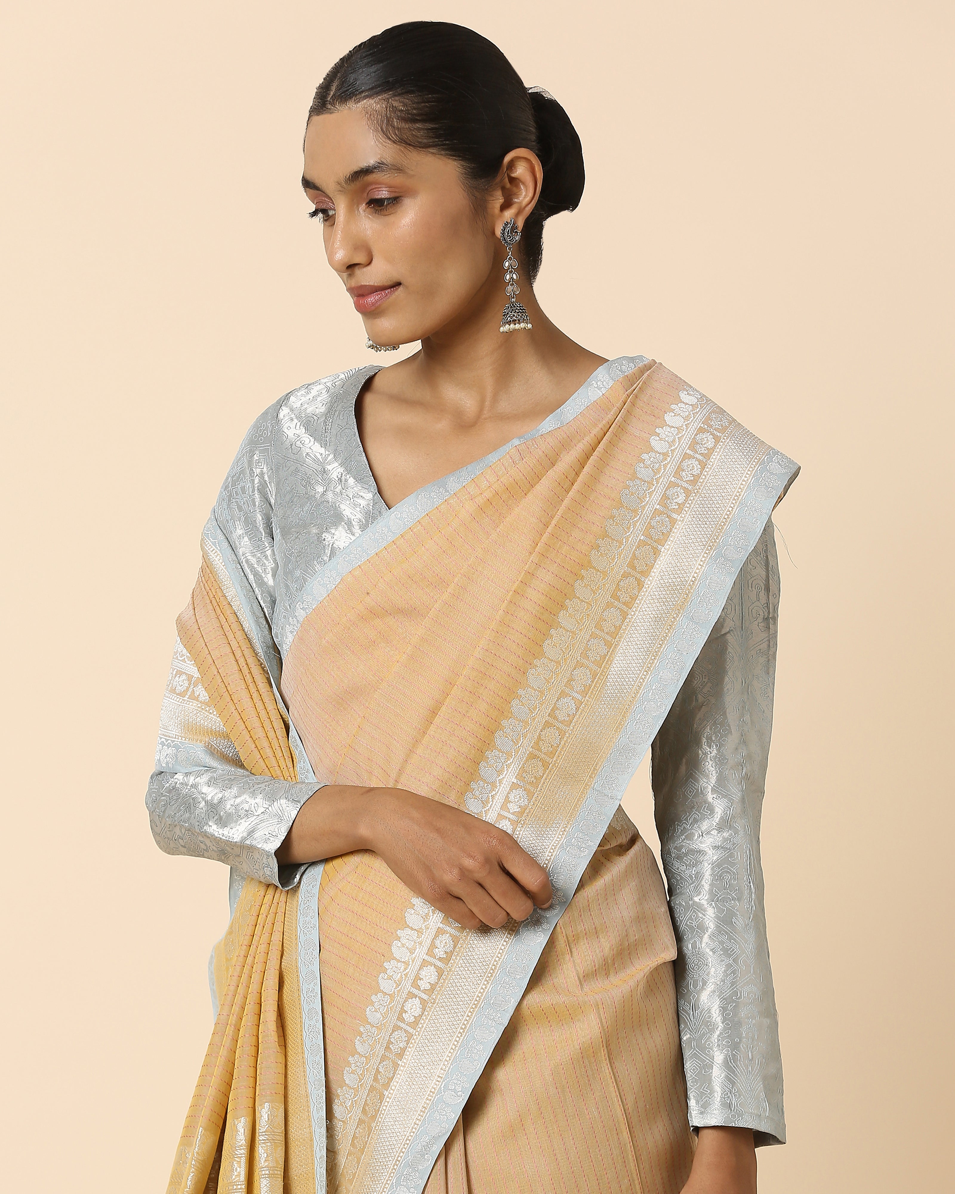 Atiana Banarasi Kadwa Cotton Saree