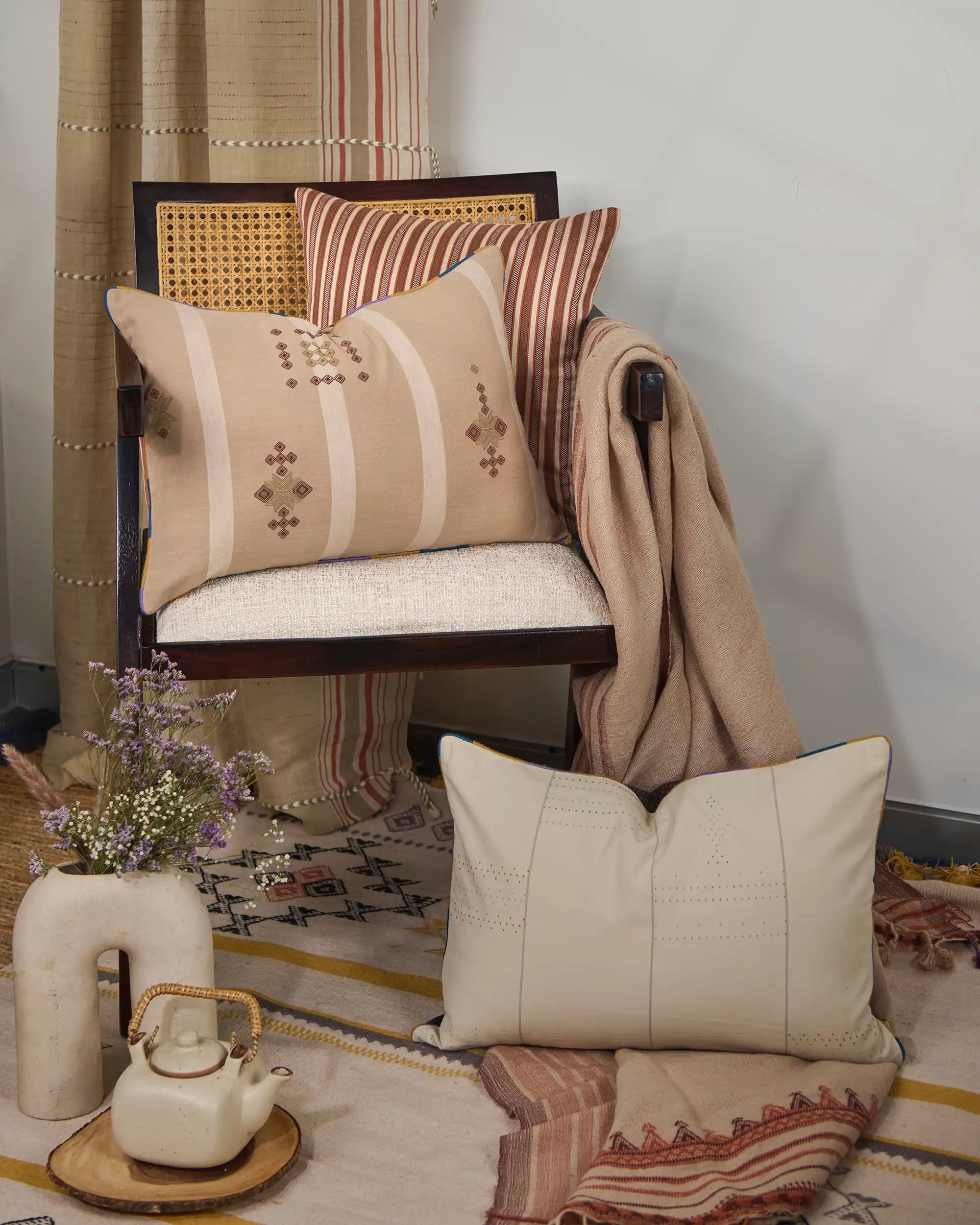 Roha Bhujodi Extra Weft Cotton Cushion Cover