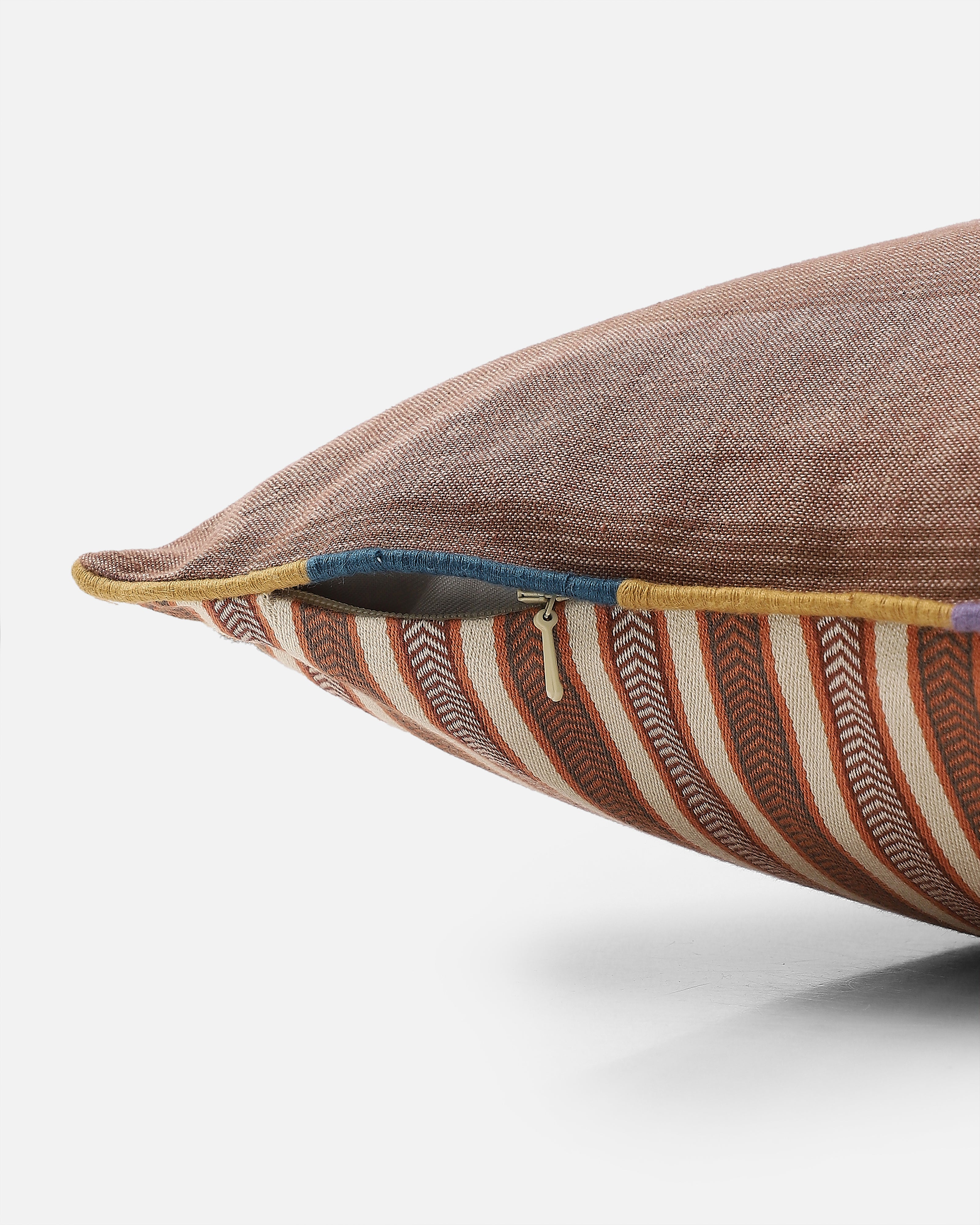 Renu Bhujodi Extra Weft Cotton Cushion Cover