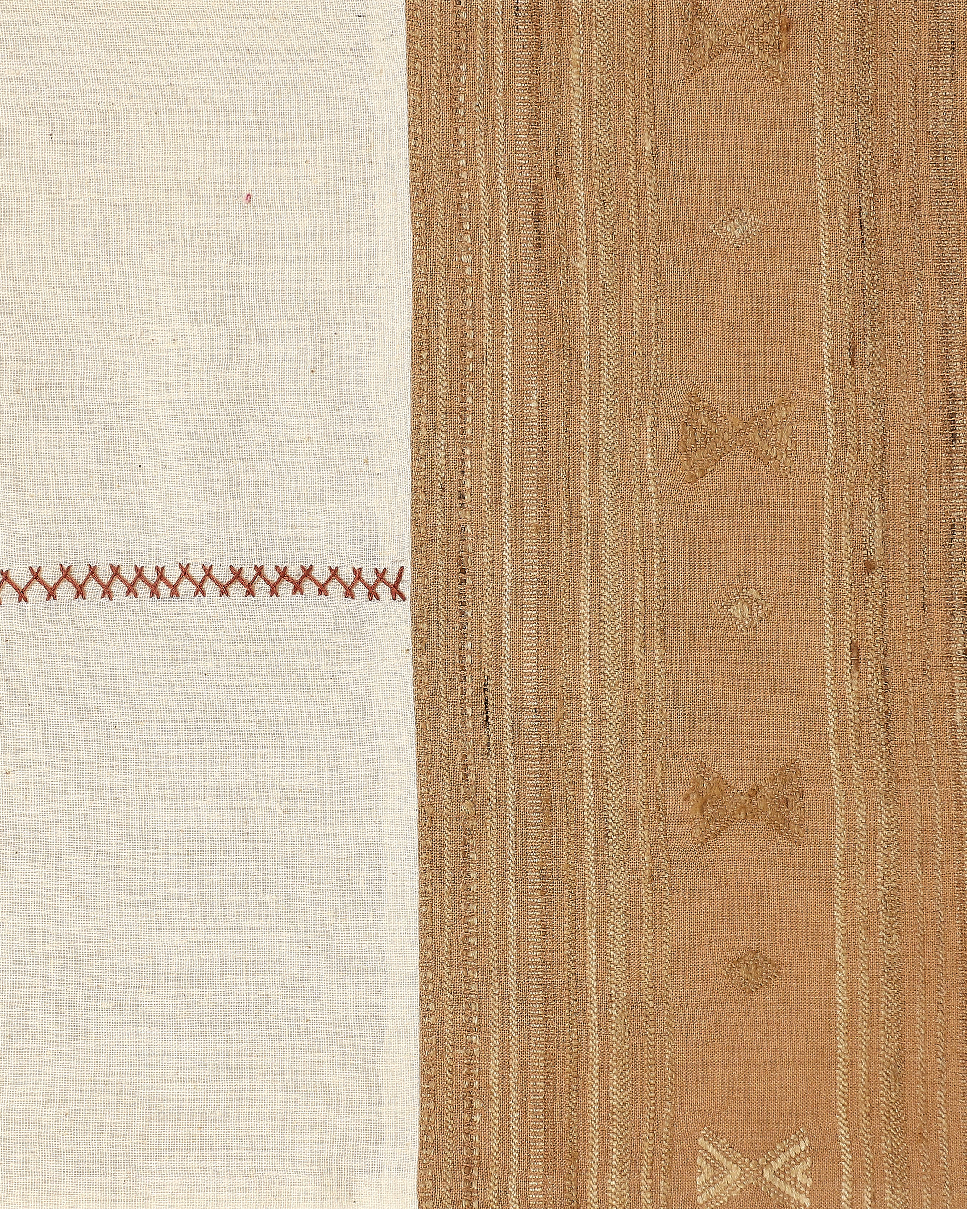 Ayaz Bhujodi Extra Weft Cotton Table Runner