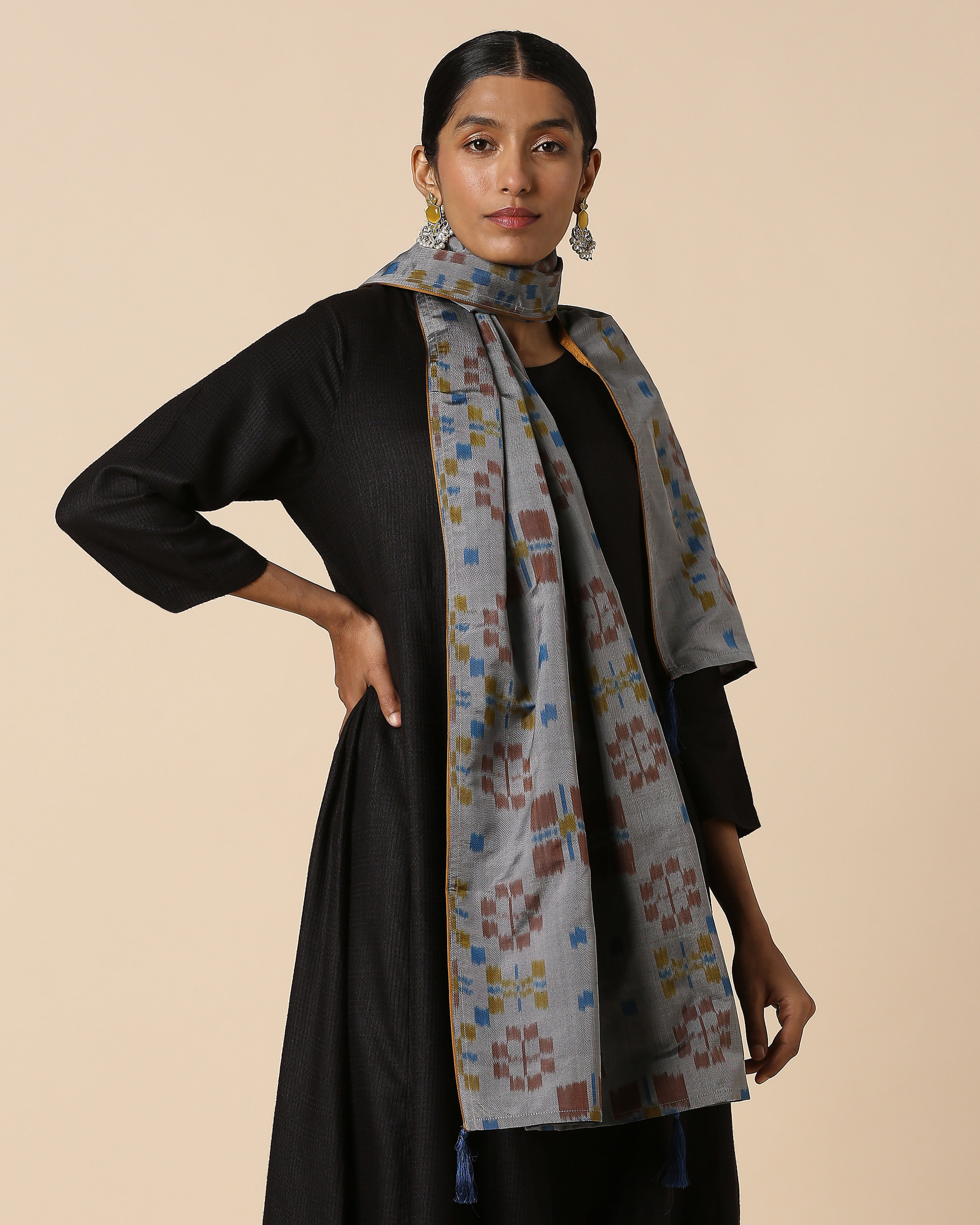 Maanu Pochampally Warp Ikat Silk Stole