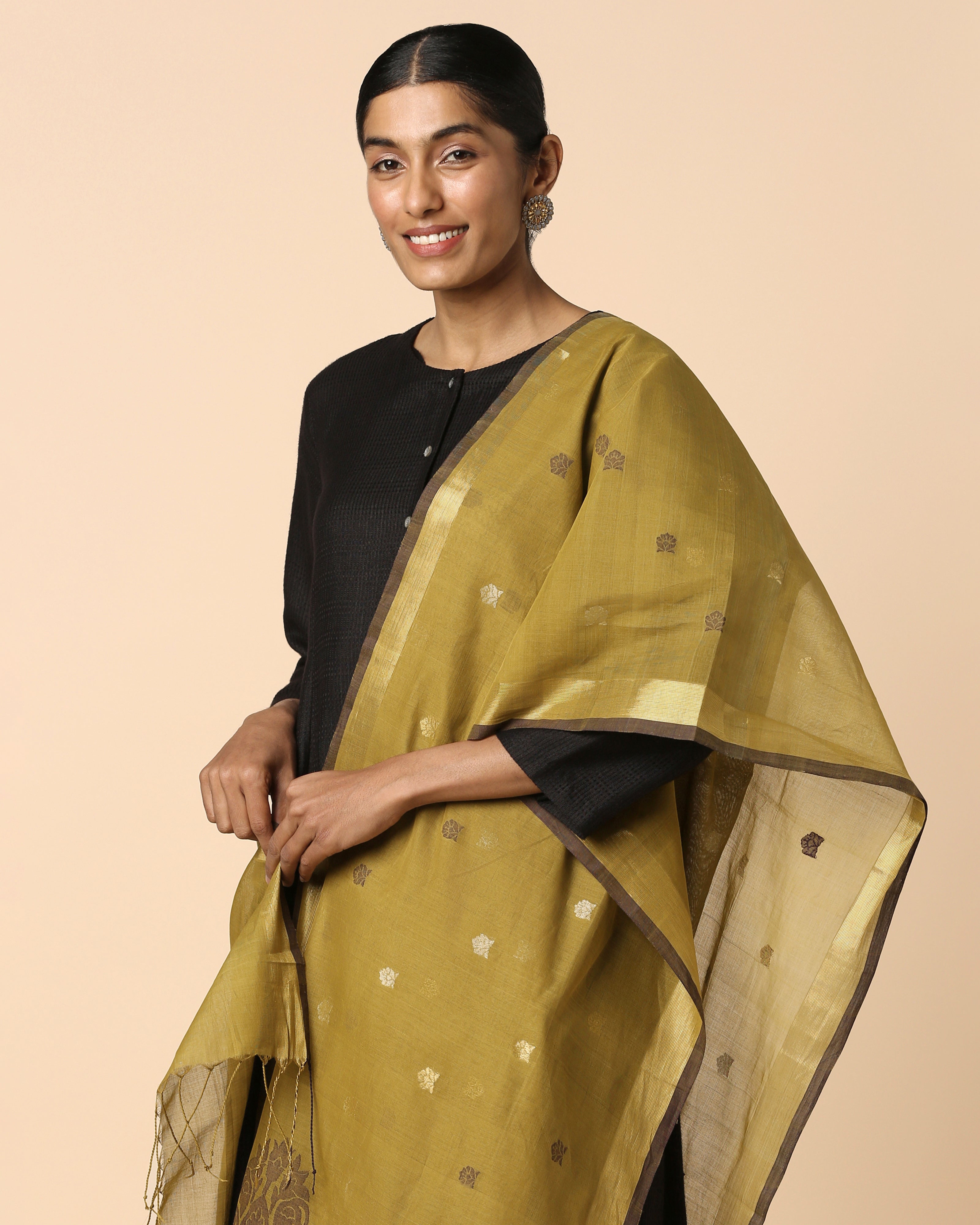 Raman Uppada Jamdani Cotton Dupatta