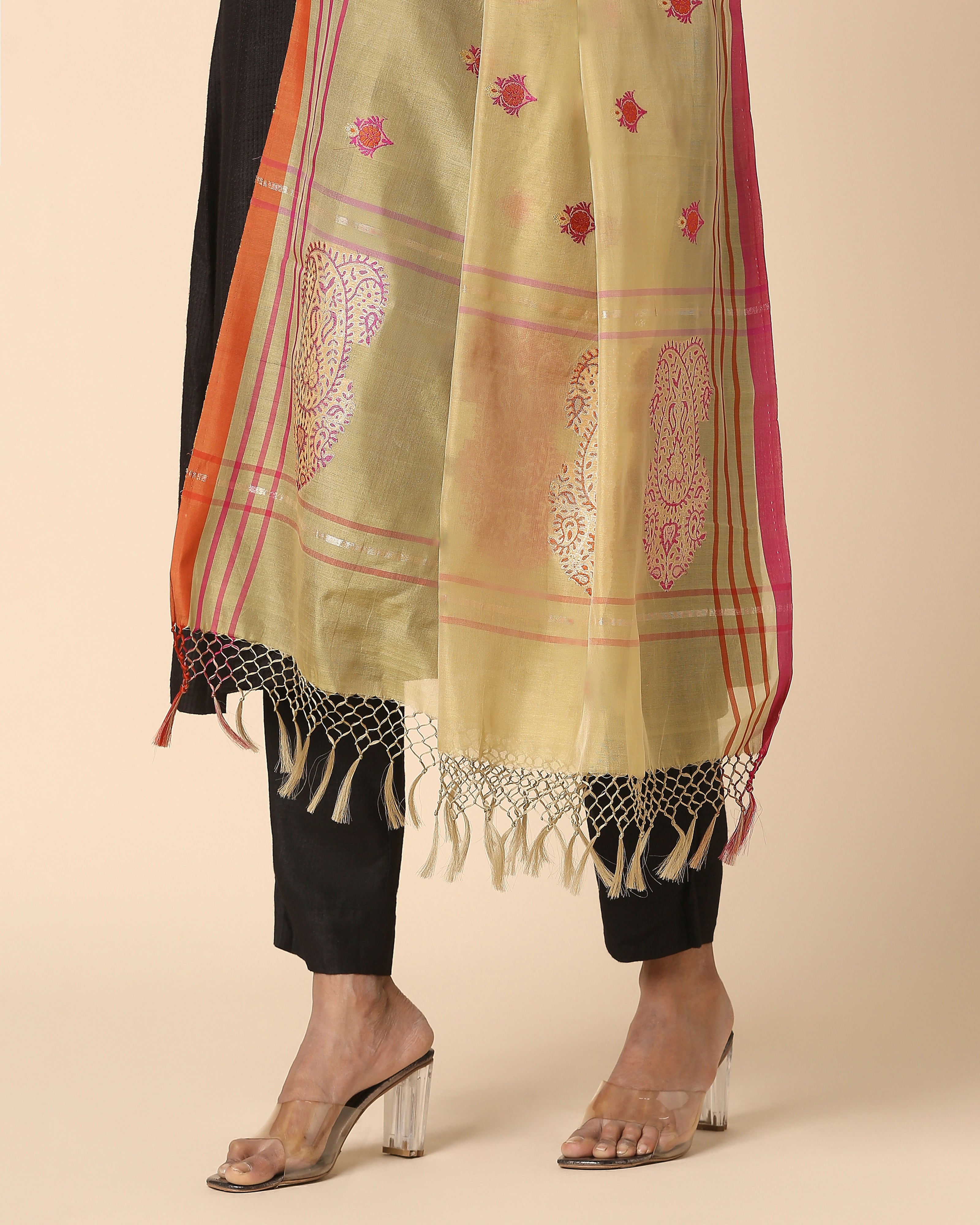 Reini Banarasi Kadwa Silk Dupatta