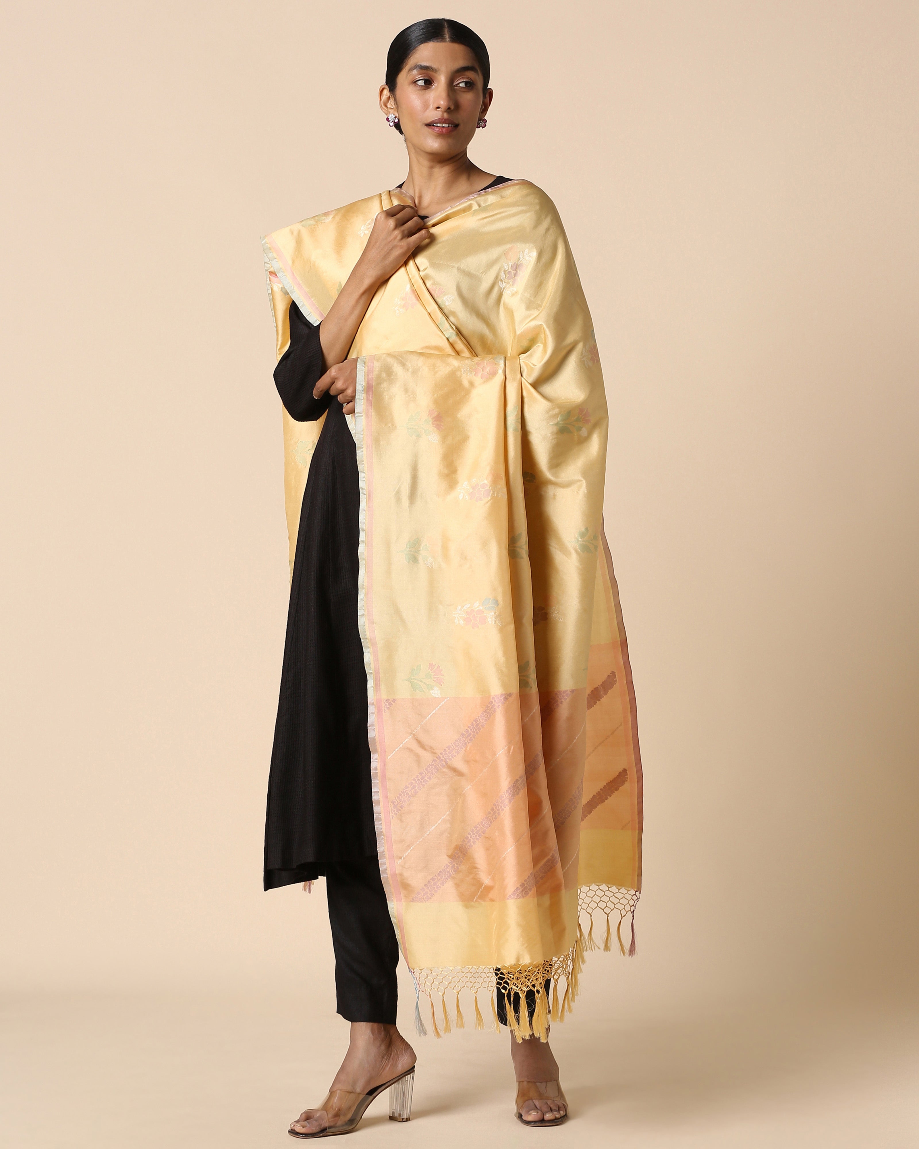 Amazni Banarasi Jamdani Silk Dupatta