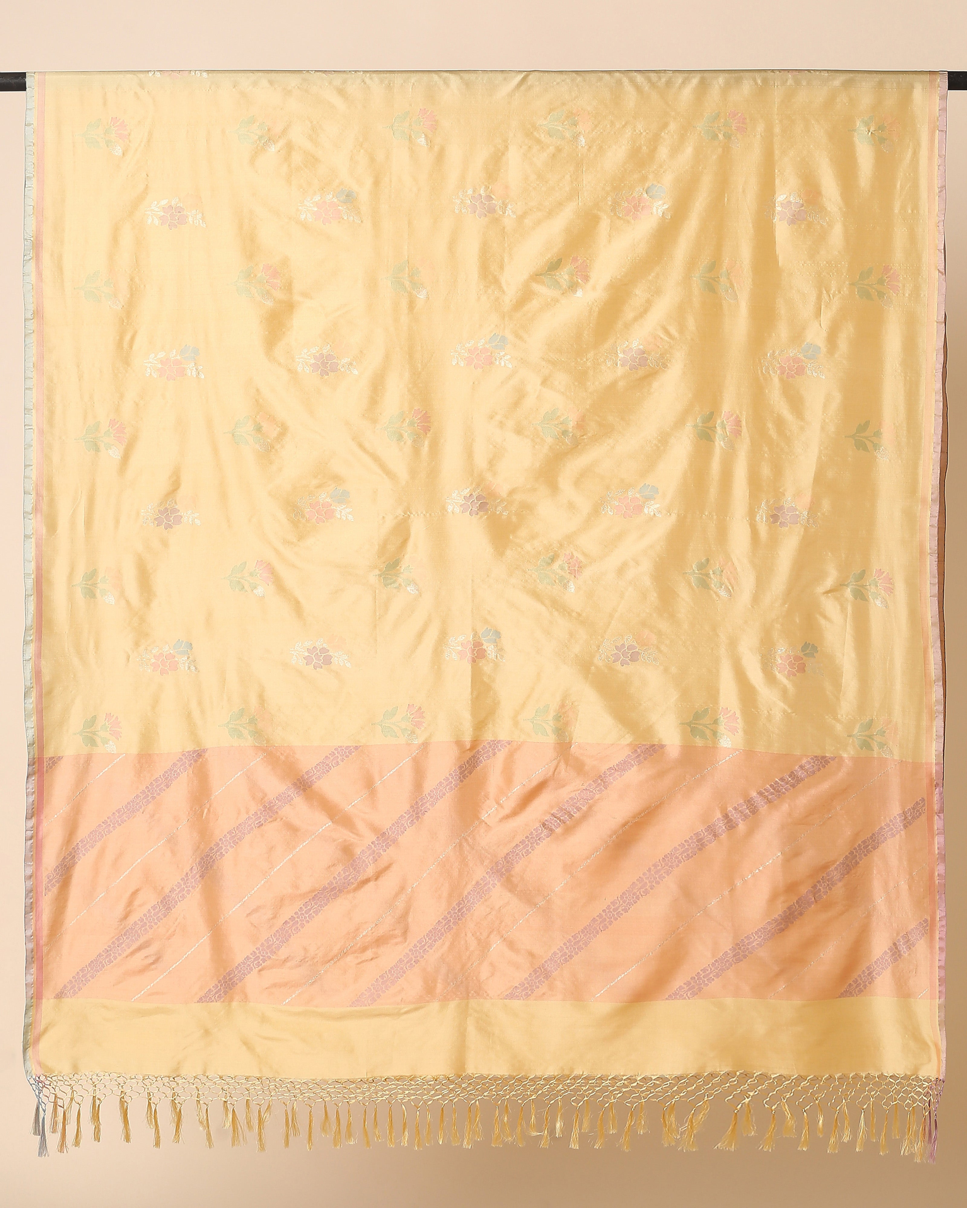 Amazni Banarasi Jamdani Silk Dupatta