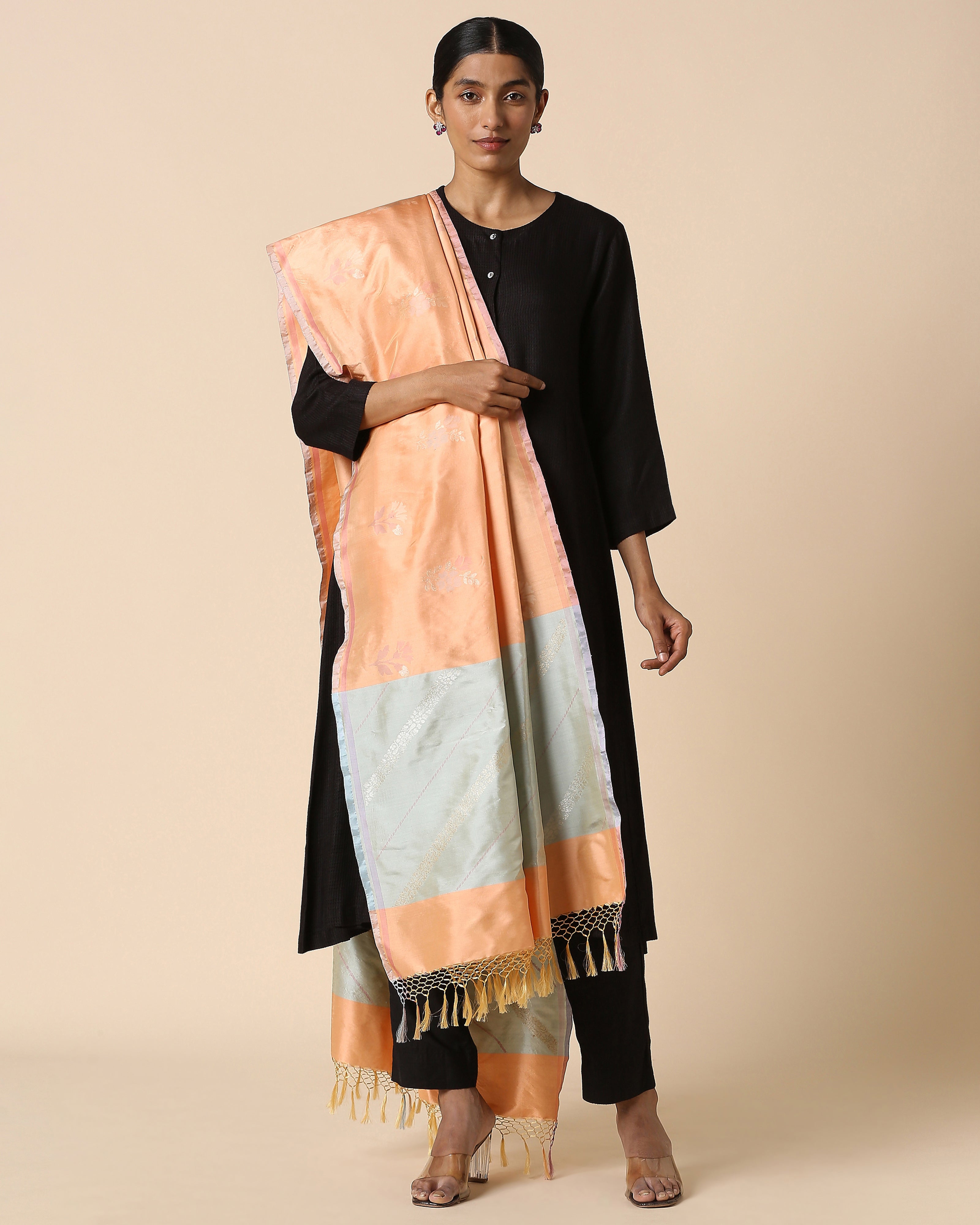 Amazni Banarasi Jamdani Silk Dupatta