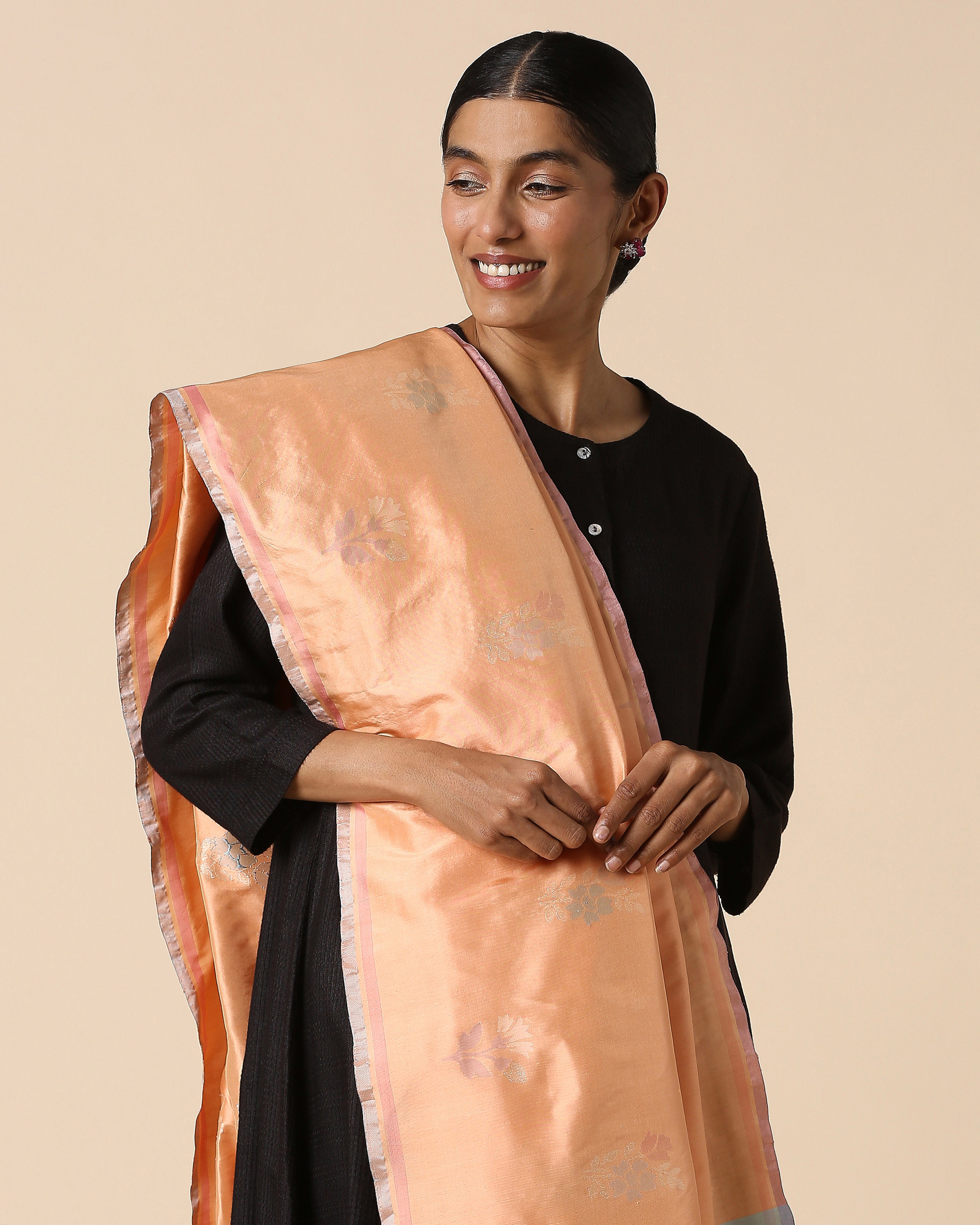 Amazni Banarasi Jamdani Silk Dupatta