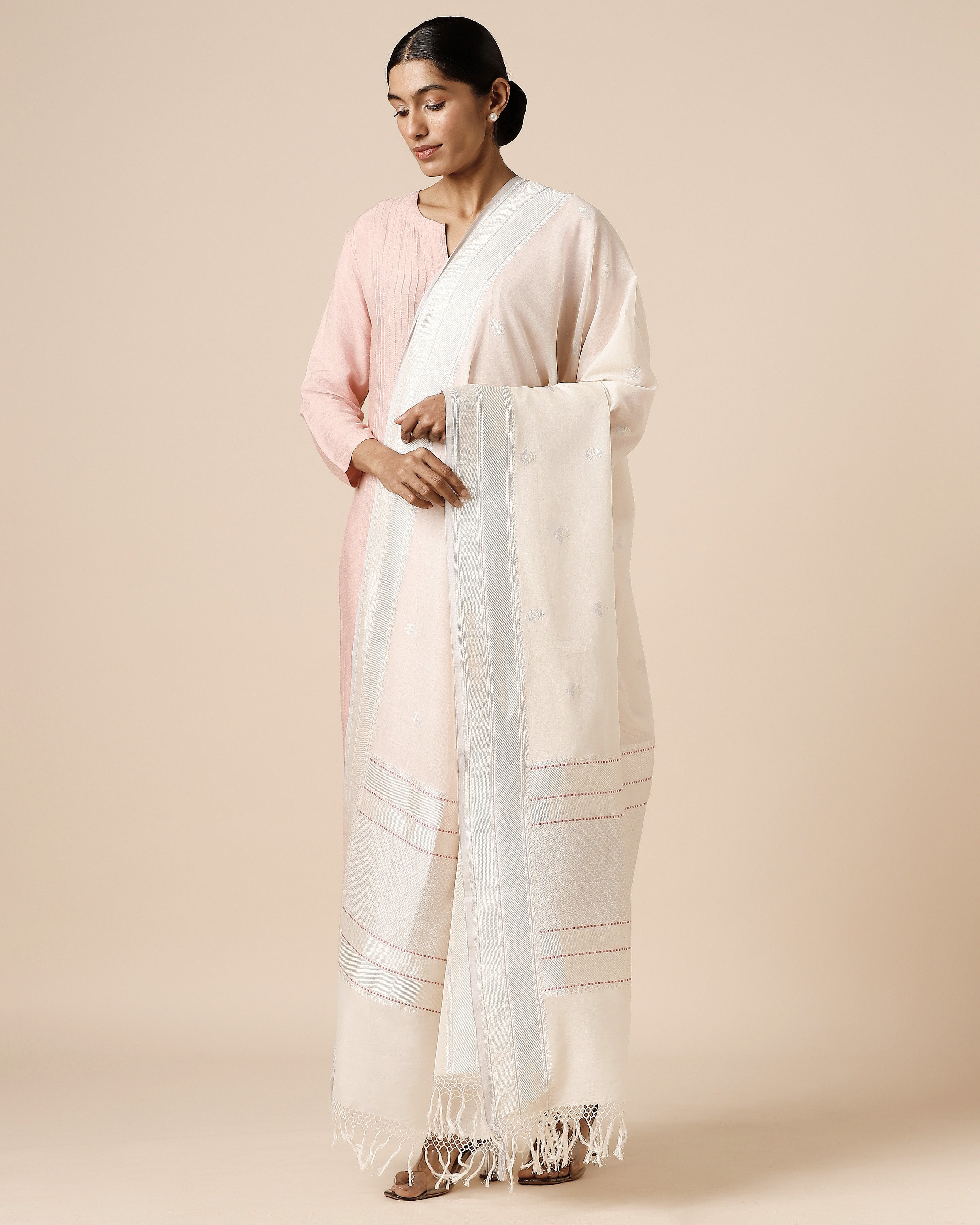 Parnika Banarasi Kadwa Cotton Dupatta