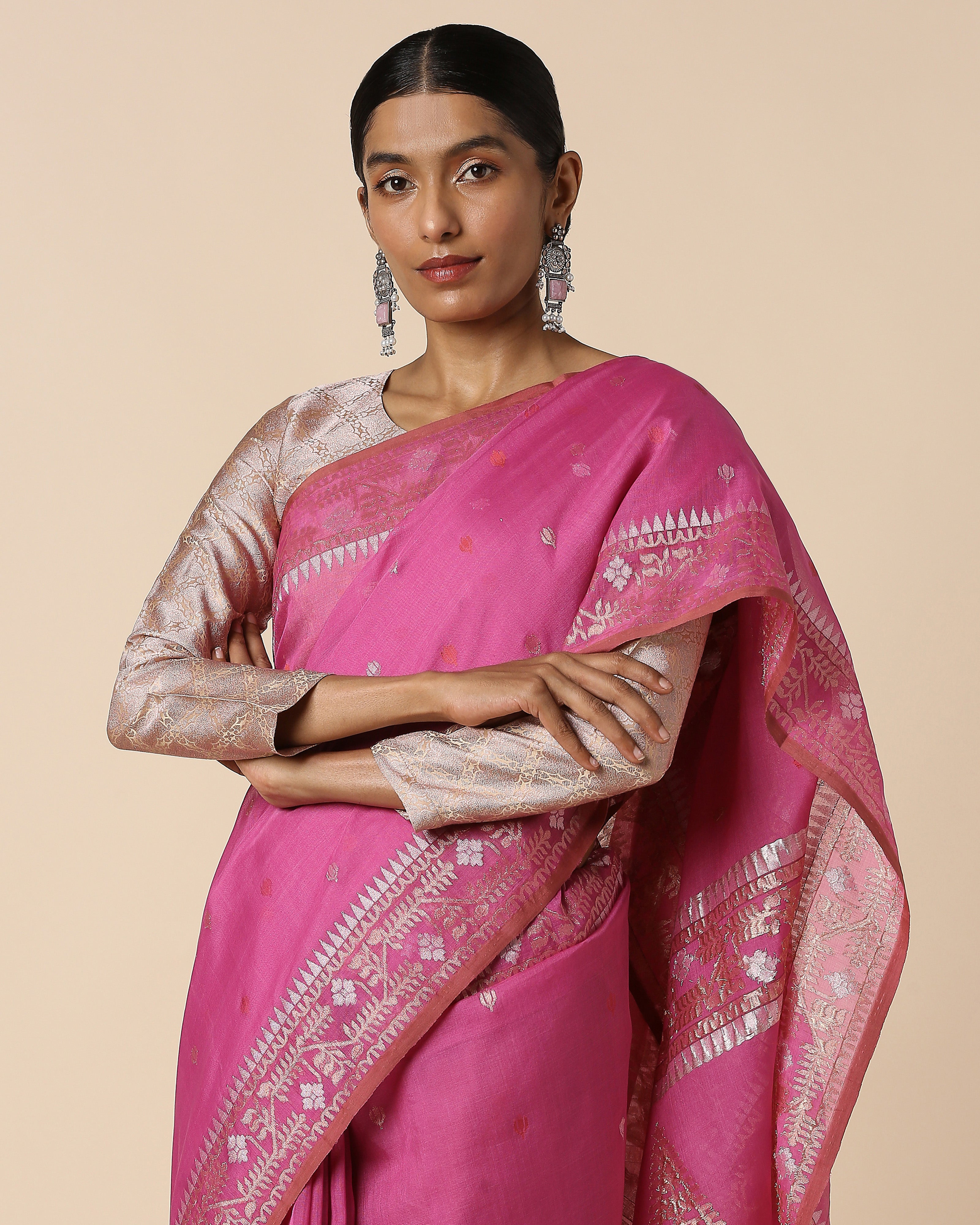 Shreenika Banarasi Kadwa Cotton Saree