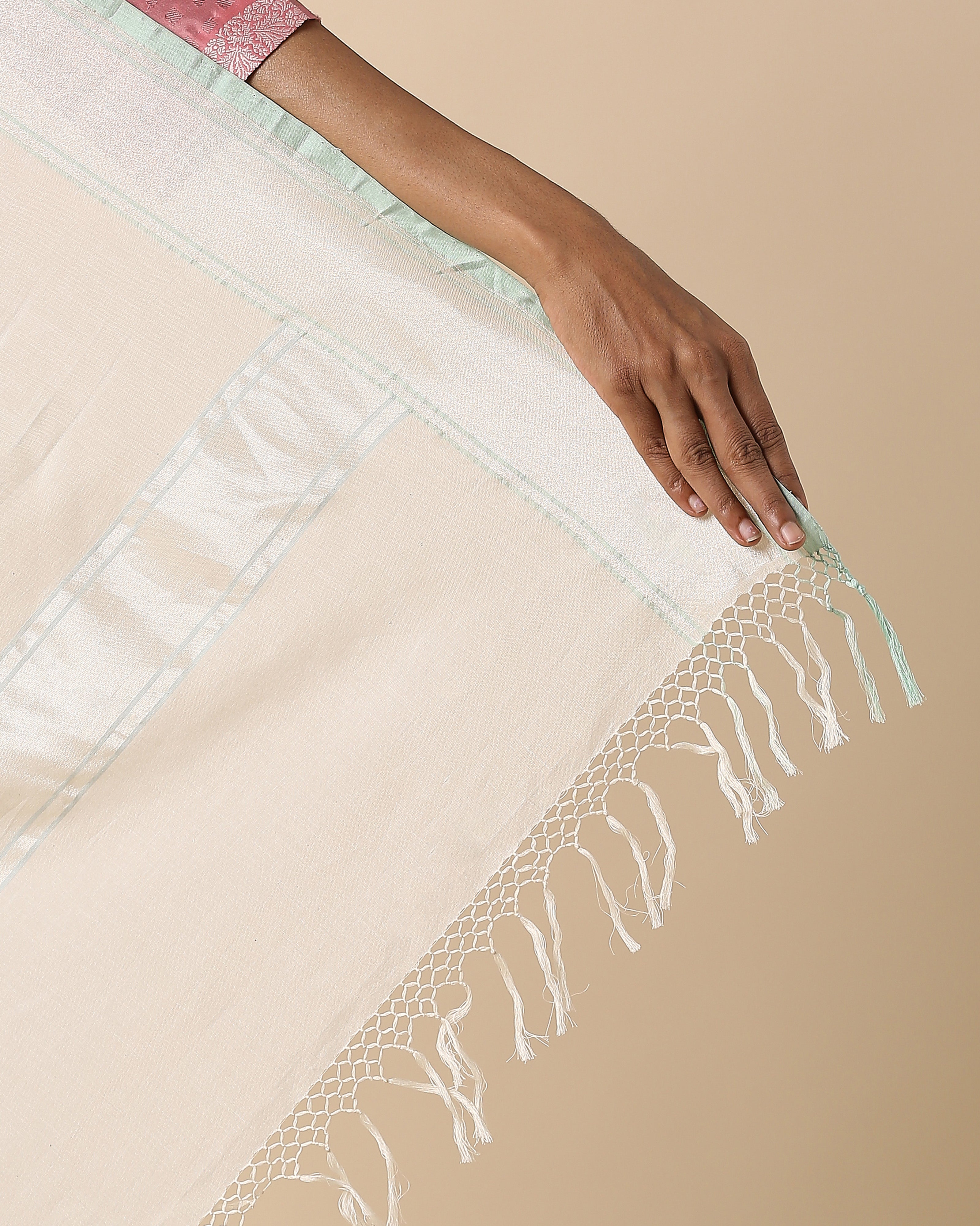 Nuvia Banarasi Jamdani Cotton Saree