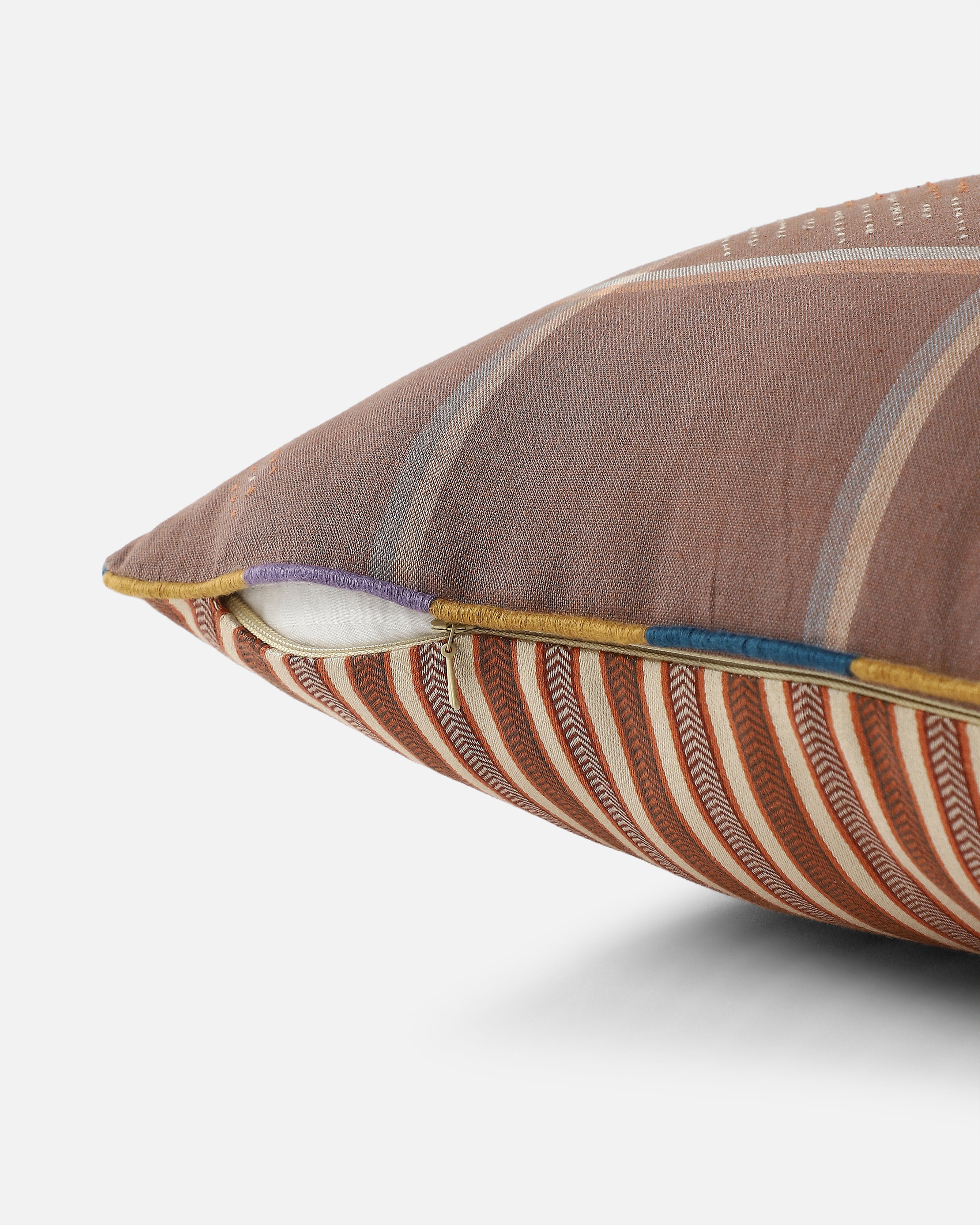 Sayani Bhujodi Tangalia Cotton Cushion Cover