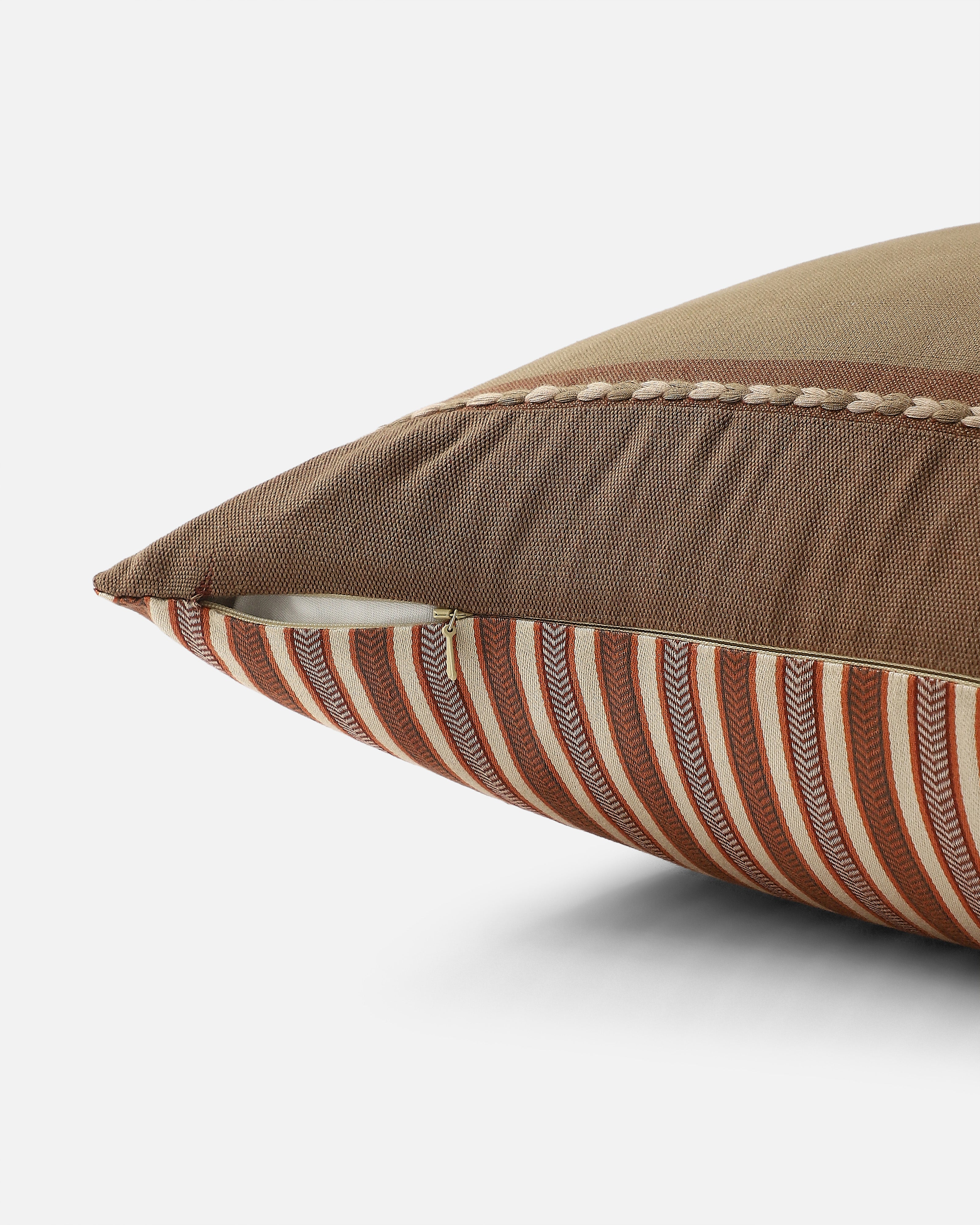 Surat Bhujodi Extra Weft Cotton Cushion Cover