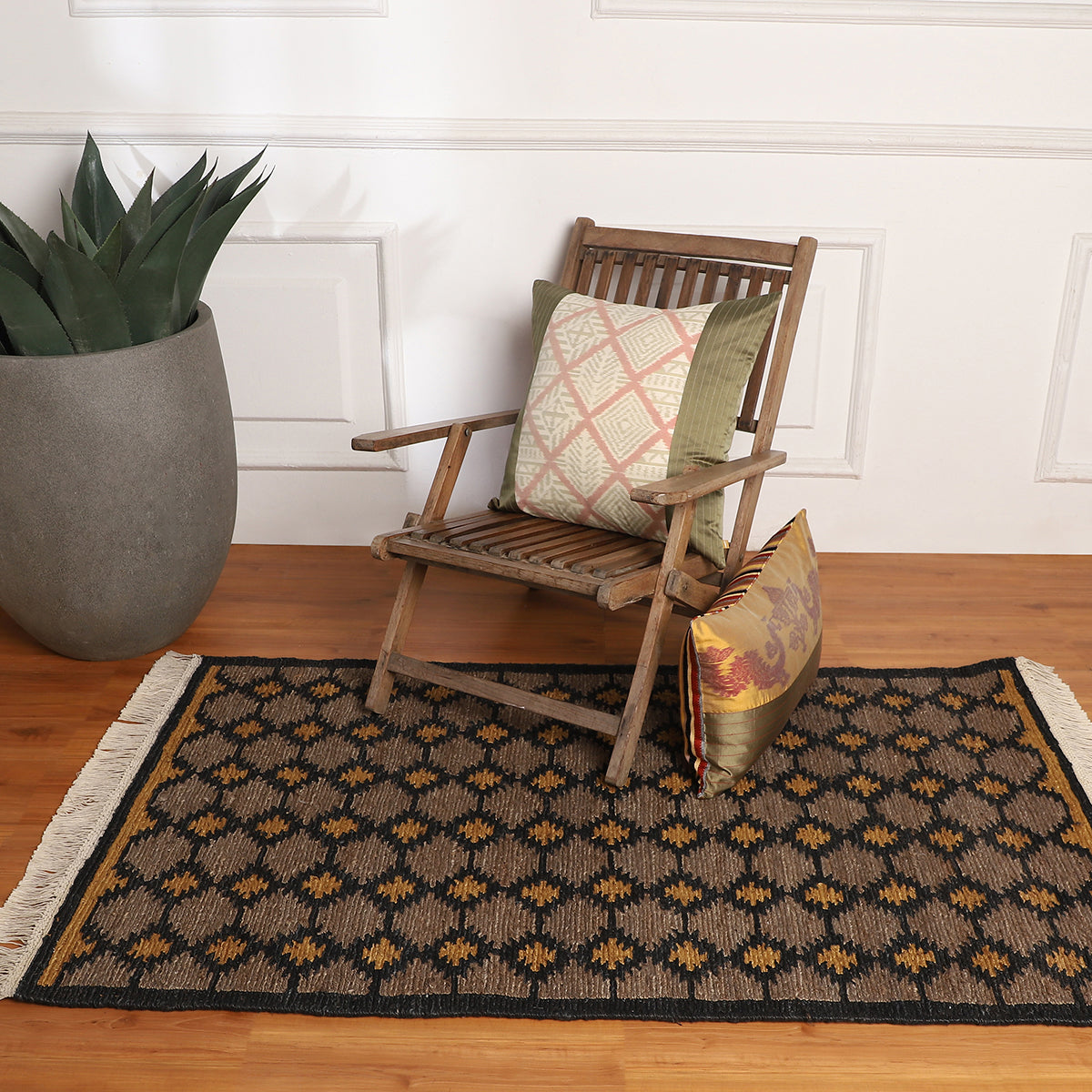 Aashi Bhadohi Soumak Cotton Jute Rug