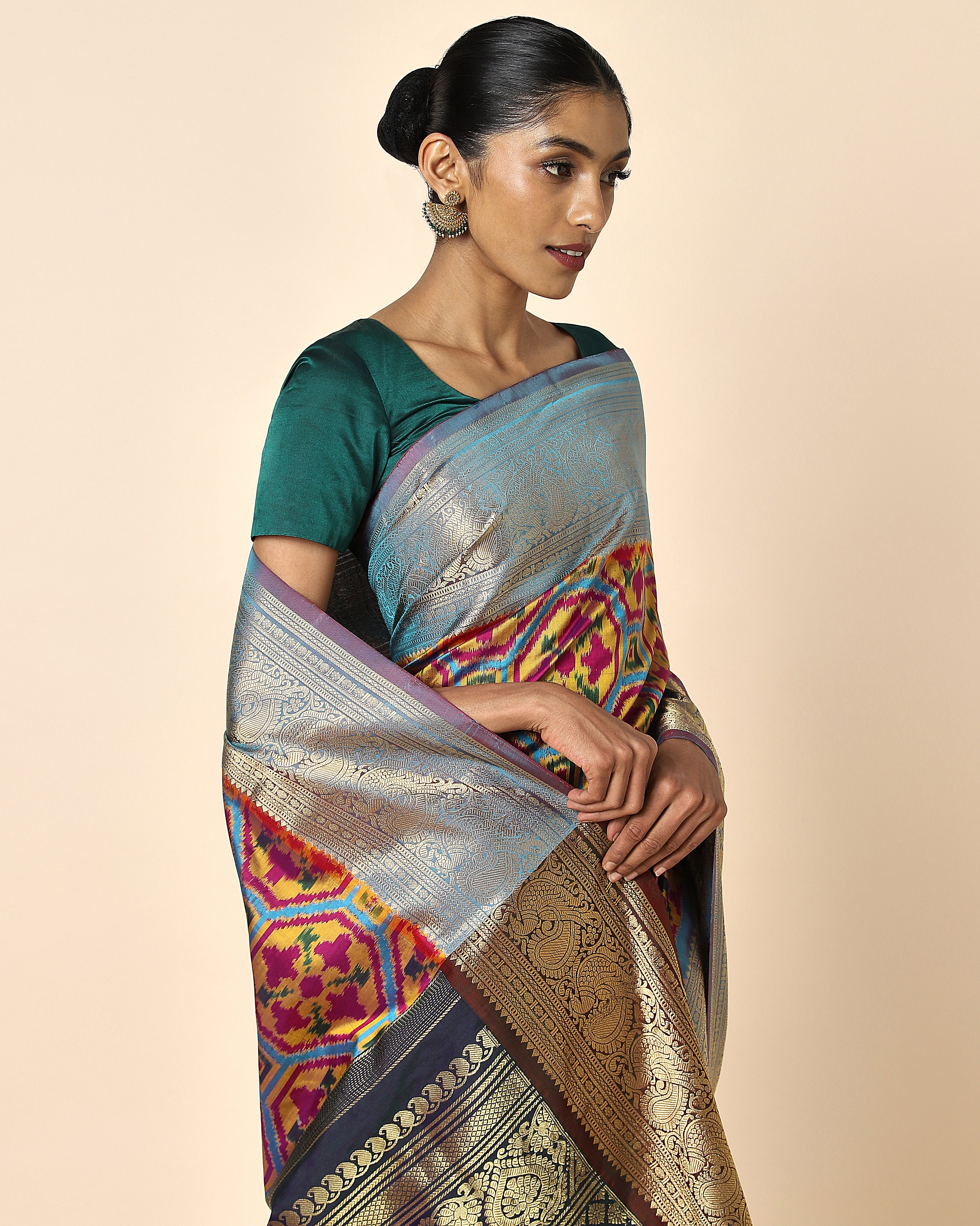 Aapti Pochampally Weft Ikat Silk Saree
