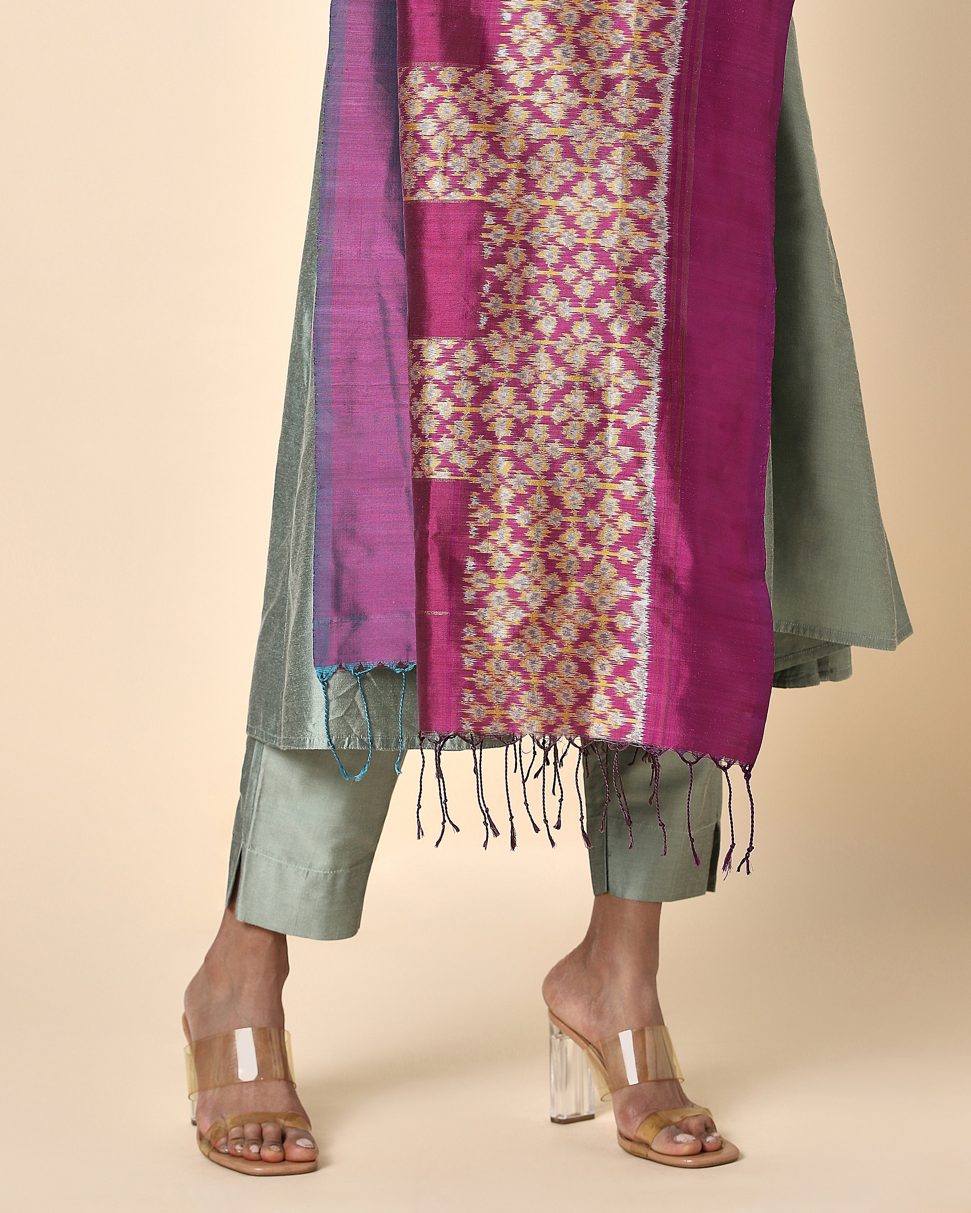 Kiyara Weft Ikat Silk Dupatta