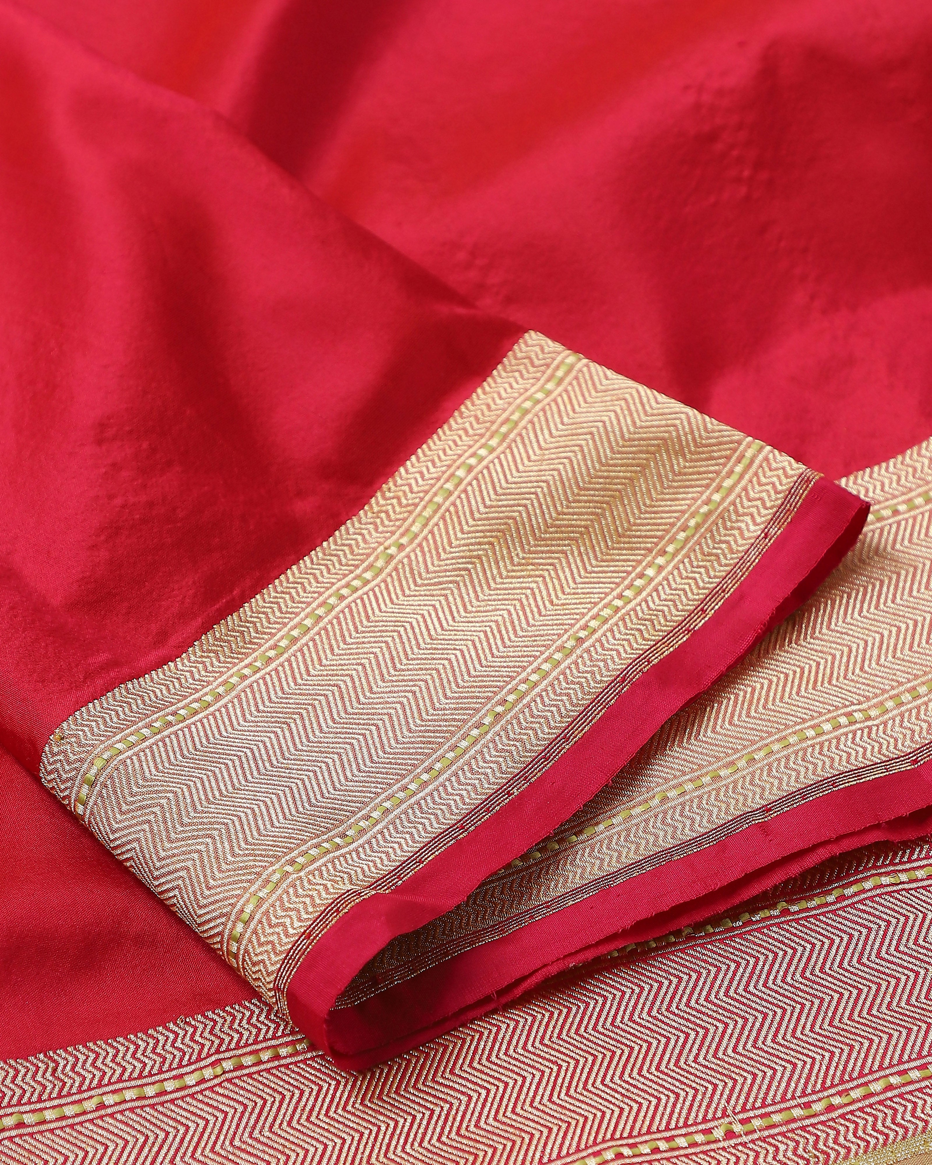 Alaya Banarasi Kadwa Silk Saree