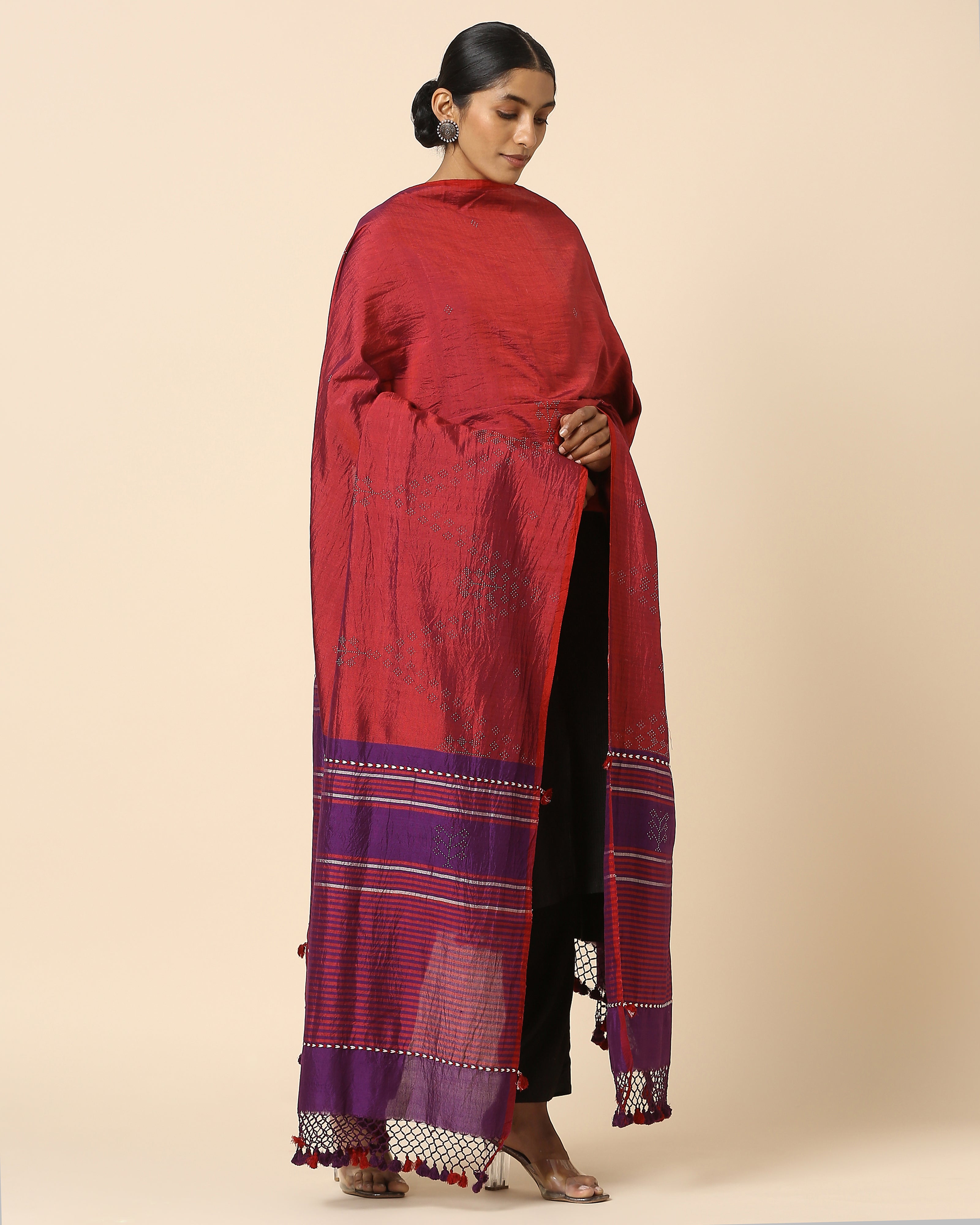 Iniya Bhujodi Tangalia Cotton Silk Dupatta