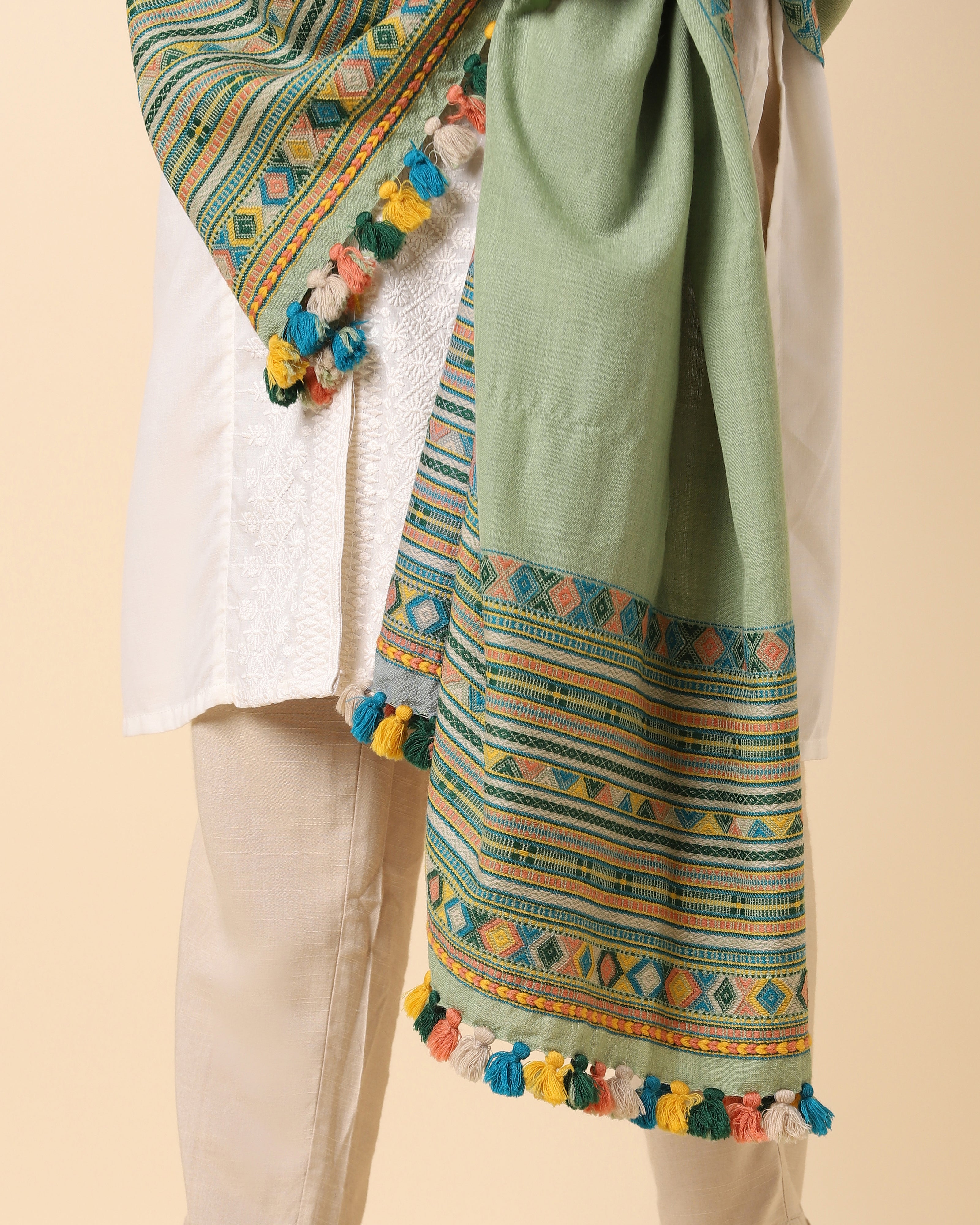 Miray Bhujodi Extra Weft Woolen Shawl