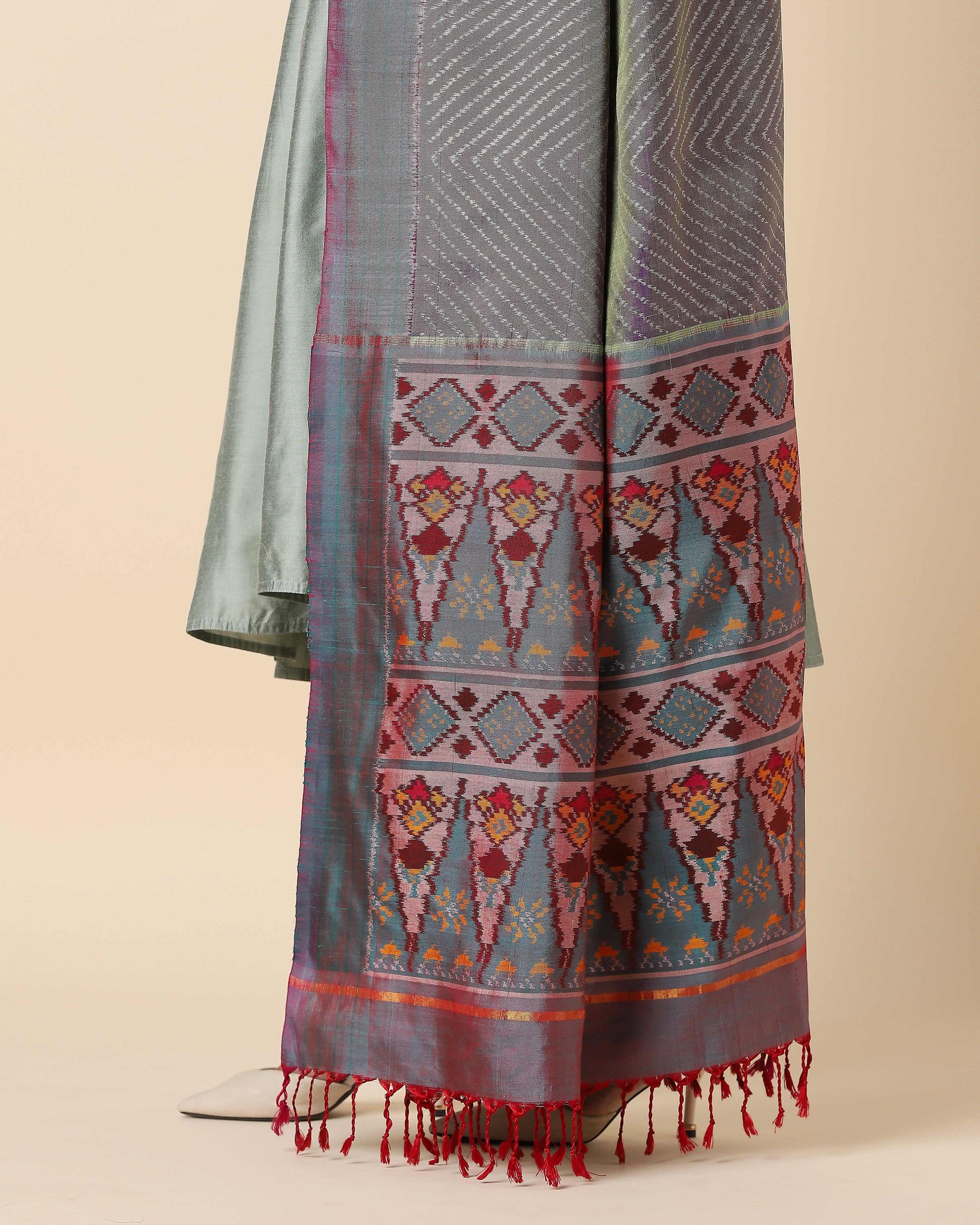 Prinna Weft Ikat Silk Dupatta