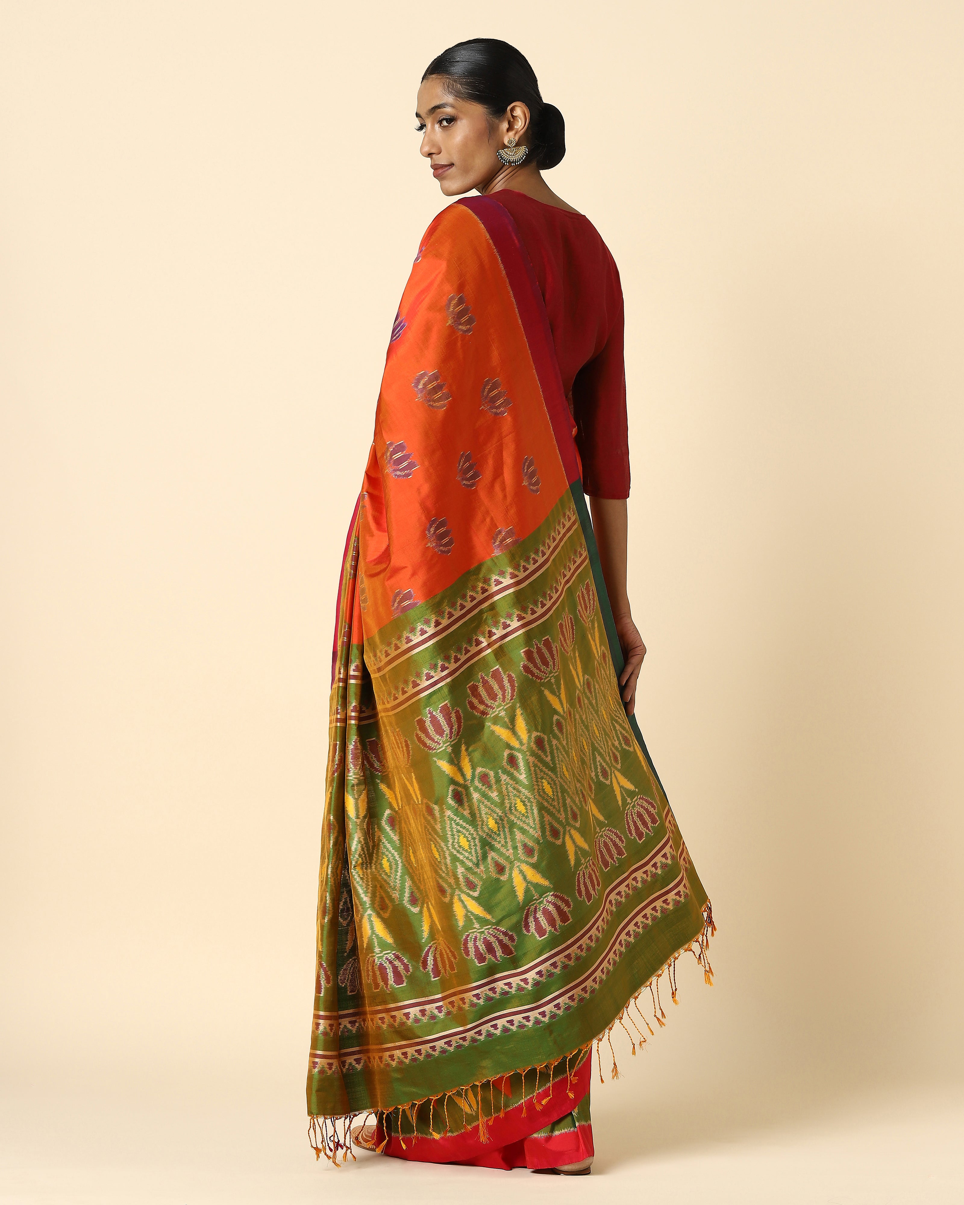 Neeksha Weft Ikat Silk Saree